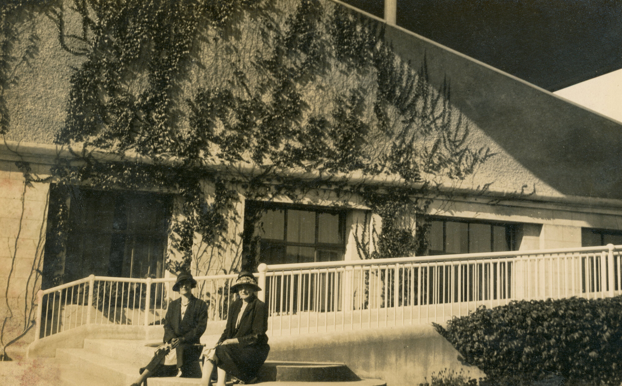 Campbell Family Photograph; Trentham Racecourse; ca 1920s