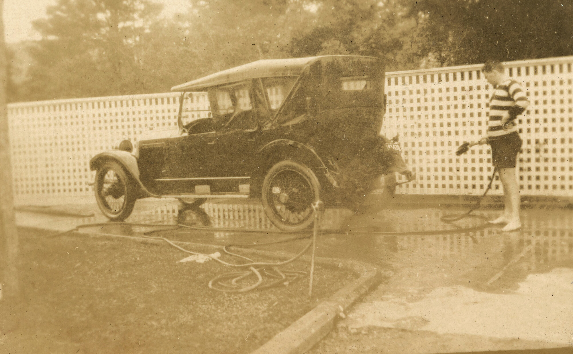 Campbell Family Photograph; Thompson Campbell; ca 1920s