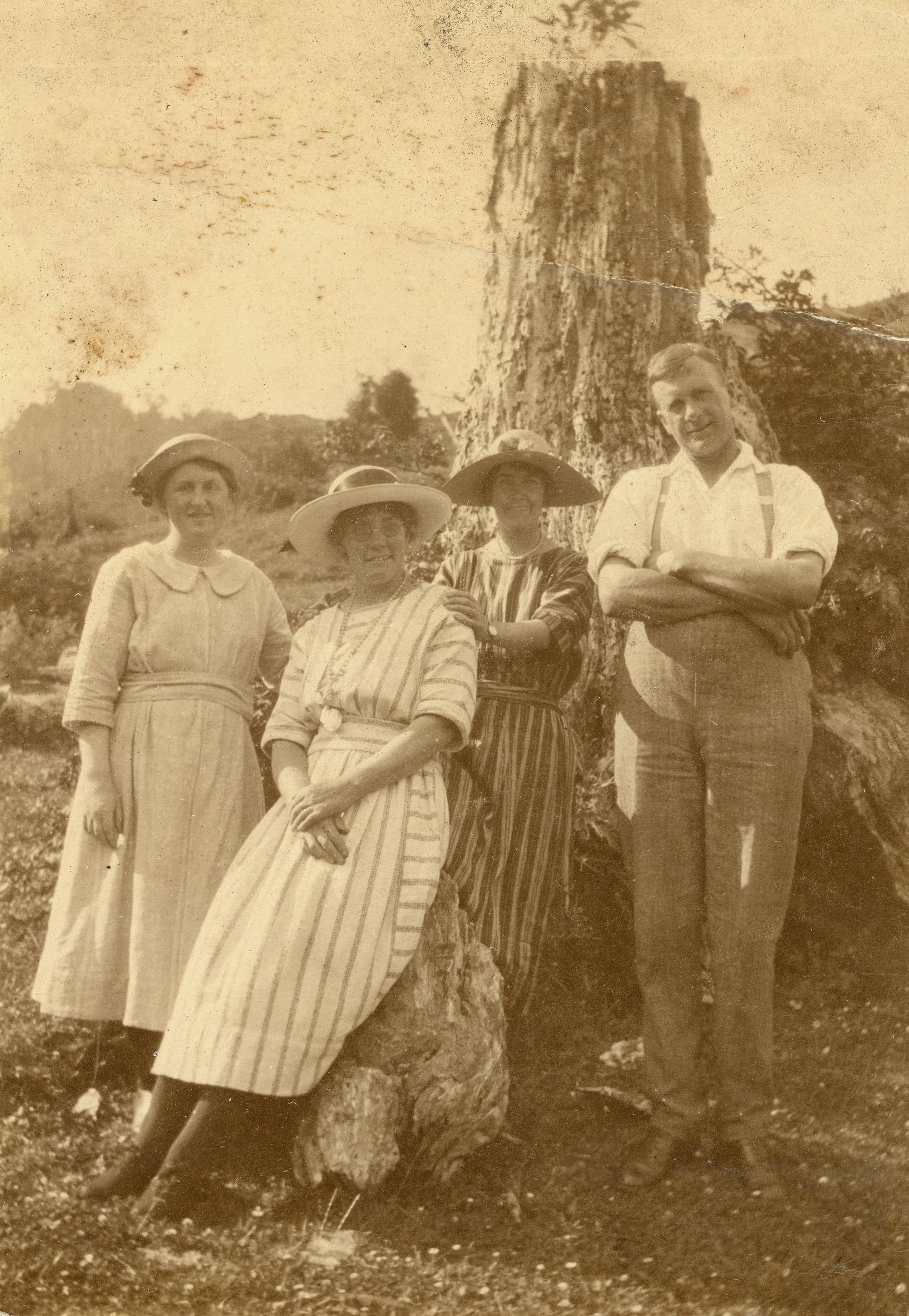 Campbell Family Photograph; ca 1920s