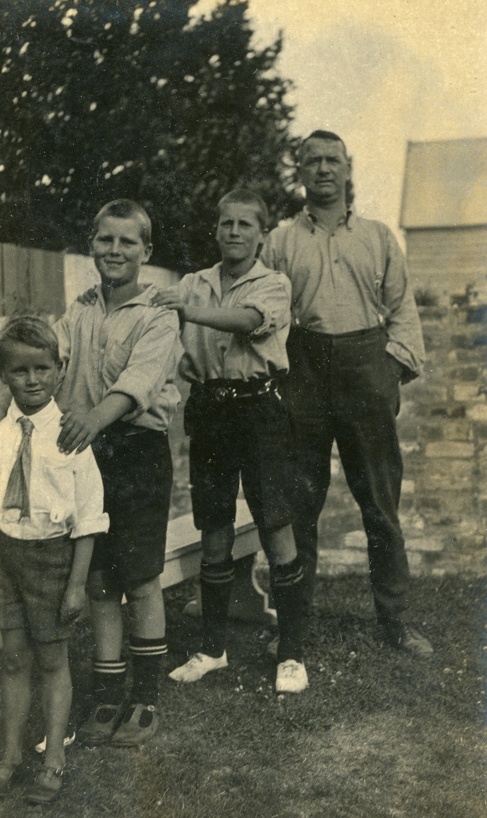 Campbell Family Photograph; ca 1920s