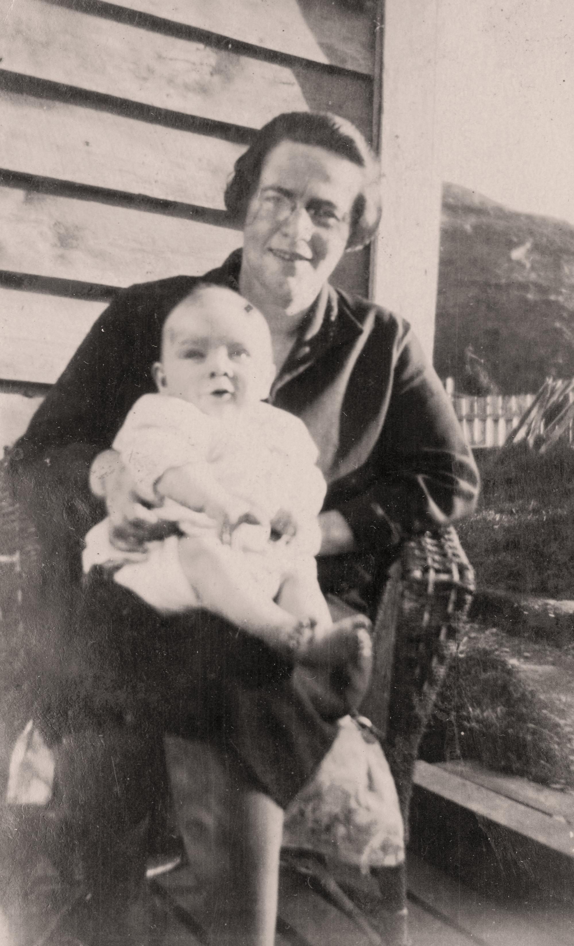 Campbell Family Photograph; Tot and Pete Campbell; ca 1920s