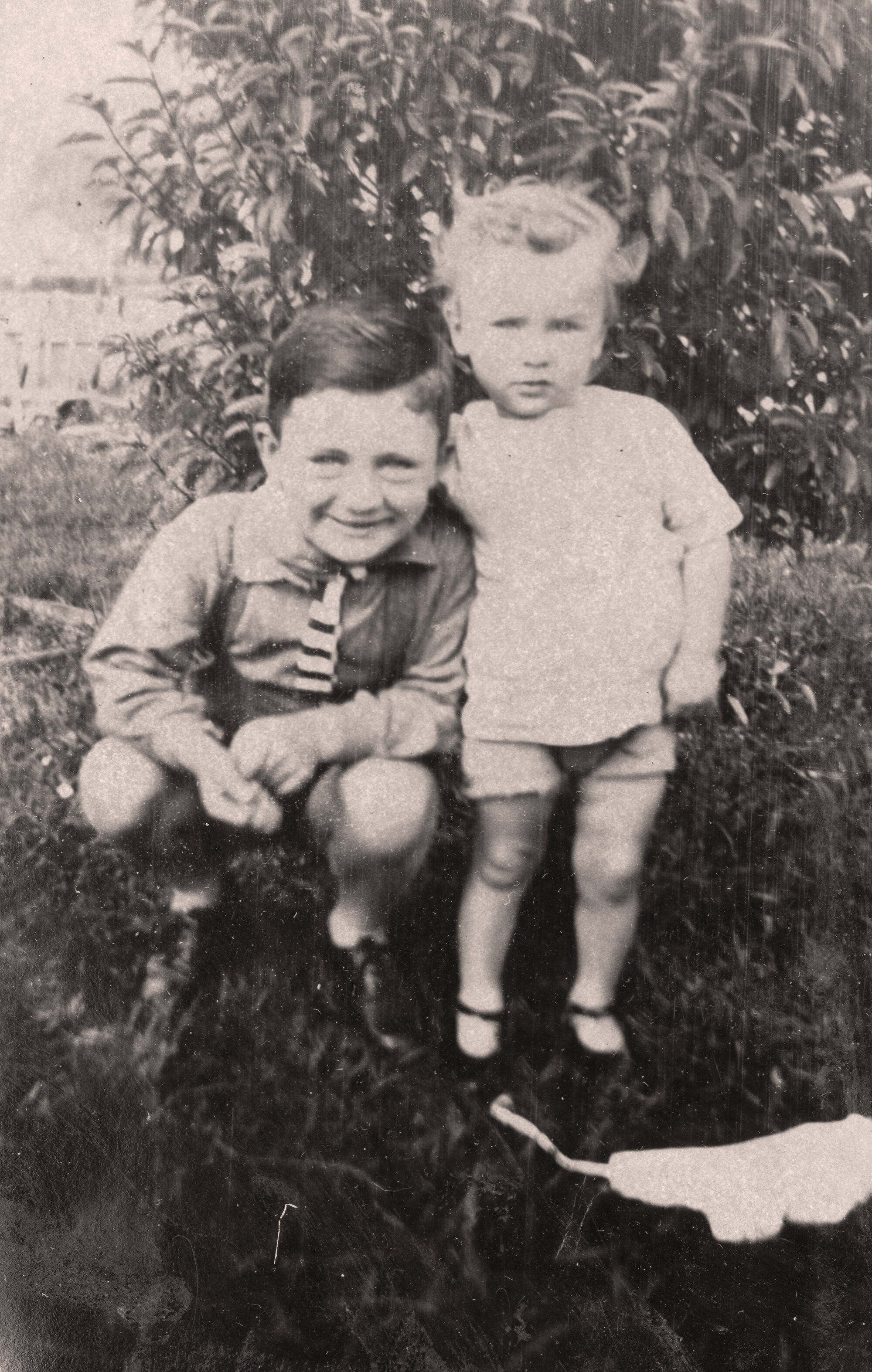Campbell Family Photograph; Mac and Pete Campbell; ca 1920s