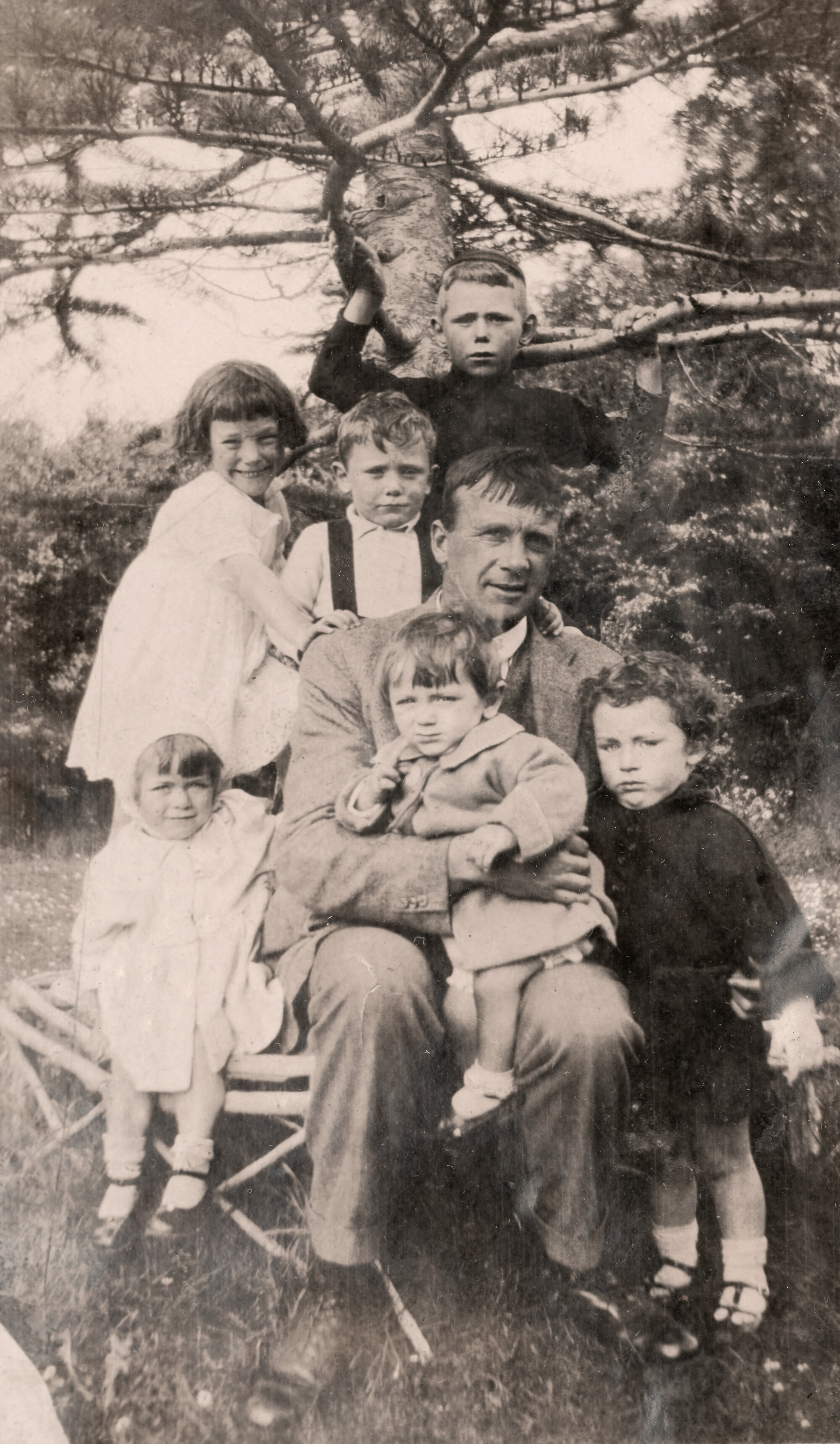 Campbell Family Photograph; Bob Campbell with Children; ca 1920s