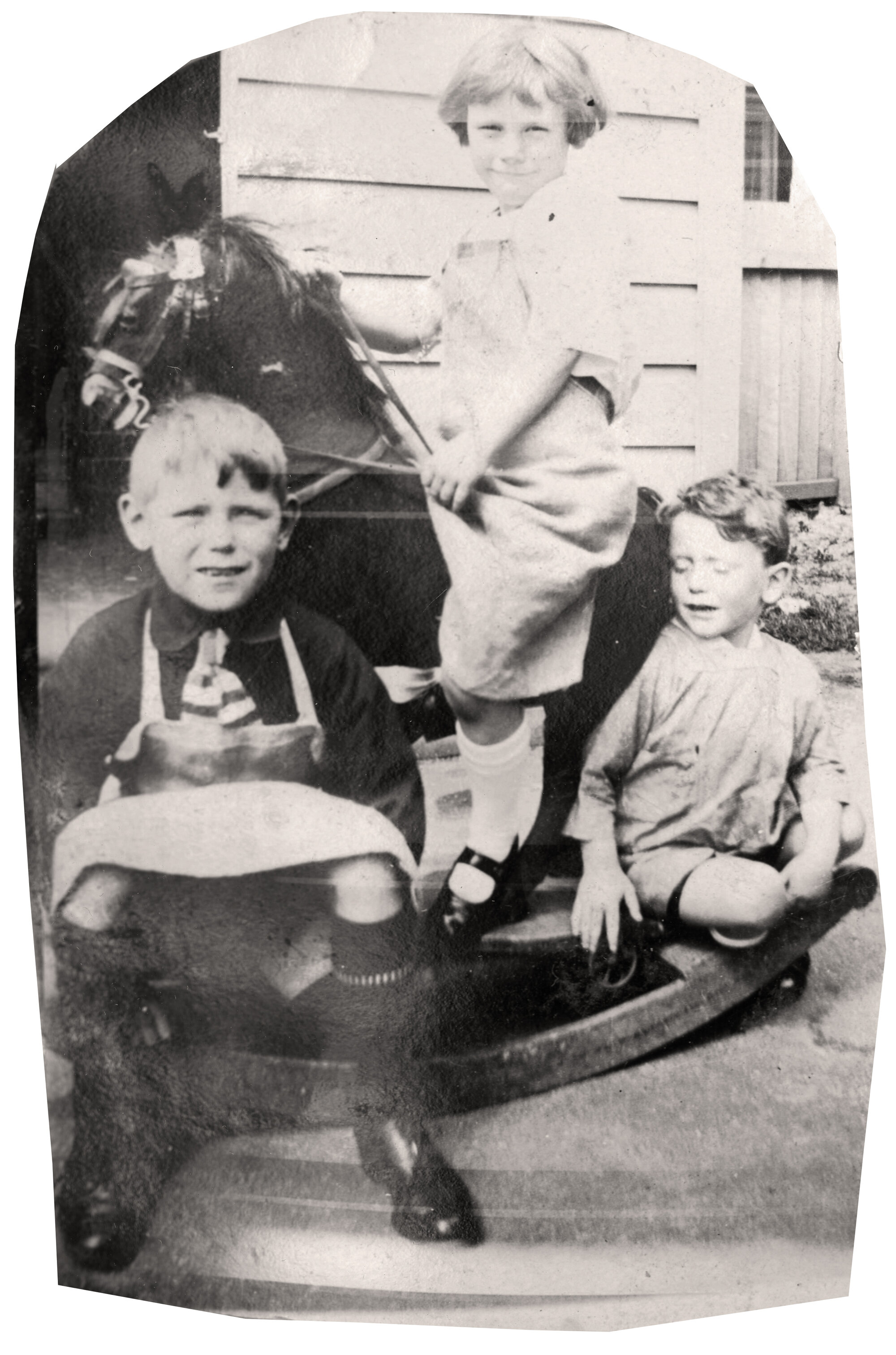 Campbell Family Photograph; ca 1920s