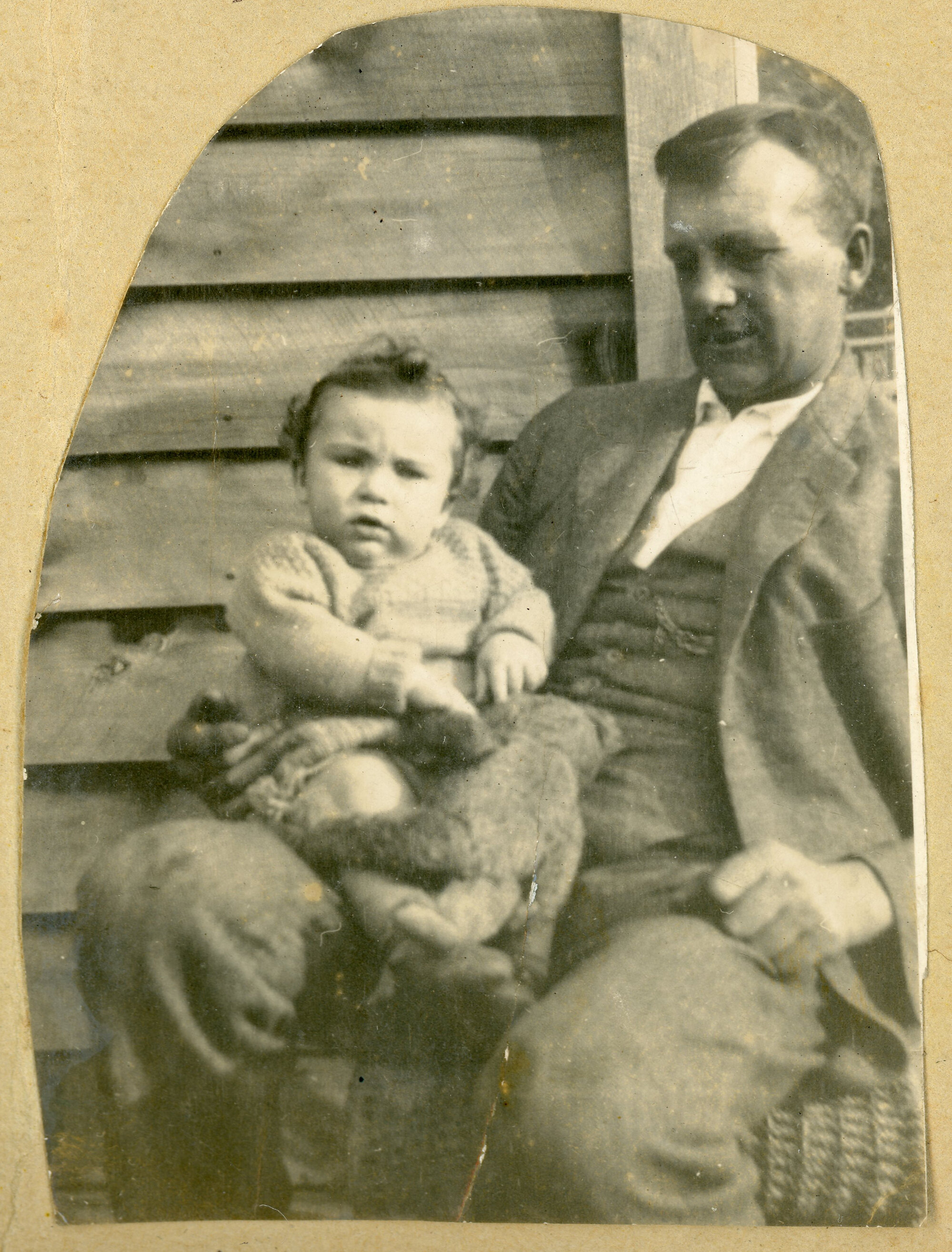 Campbell Family Photograph; Bob Campbell with Mac Campbell; ca 1920s