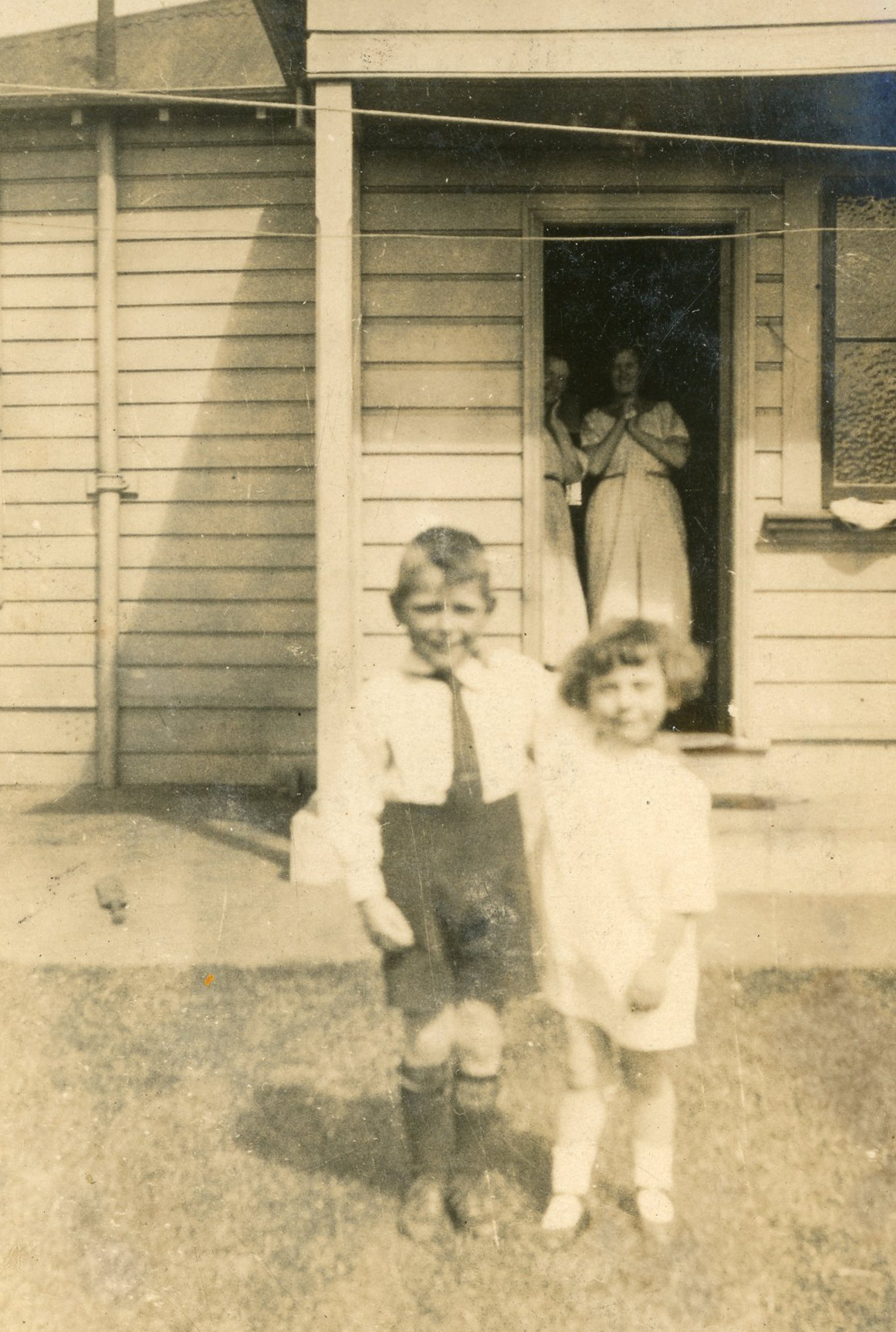 Campbell Family Photograph; ca 1920s