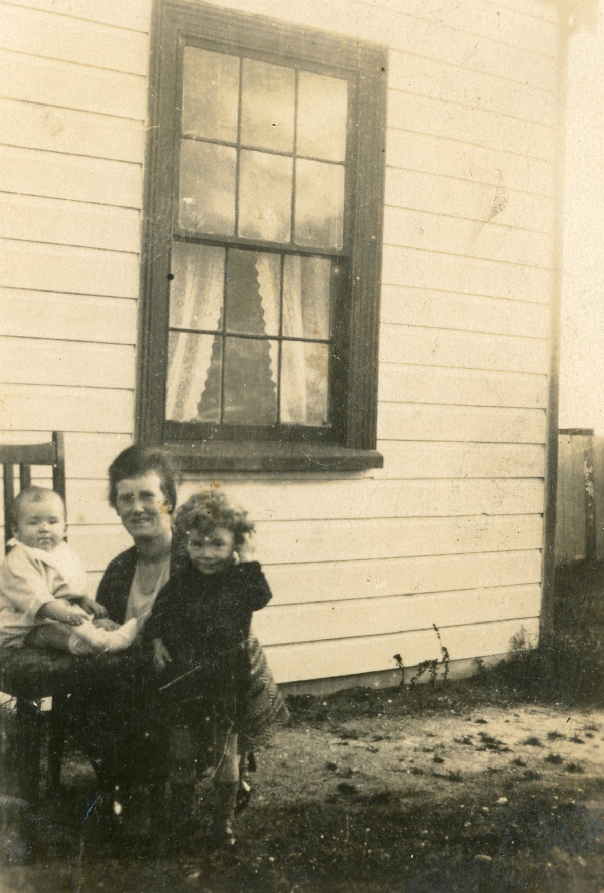Campbell Family Photograph; ca 1920s