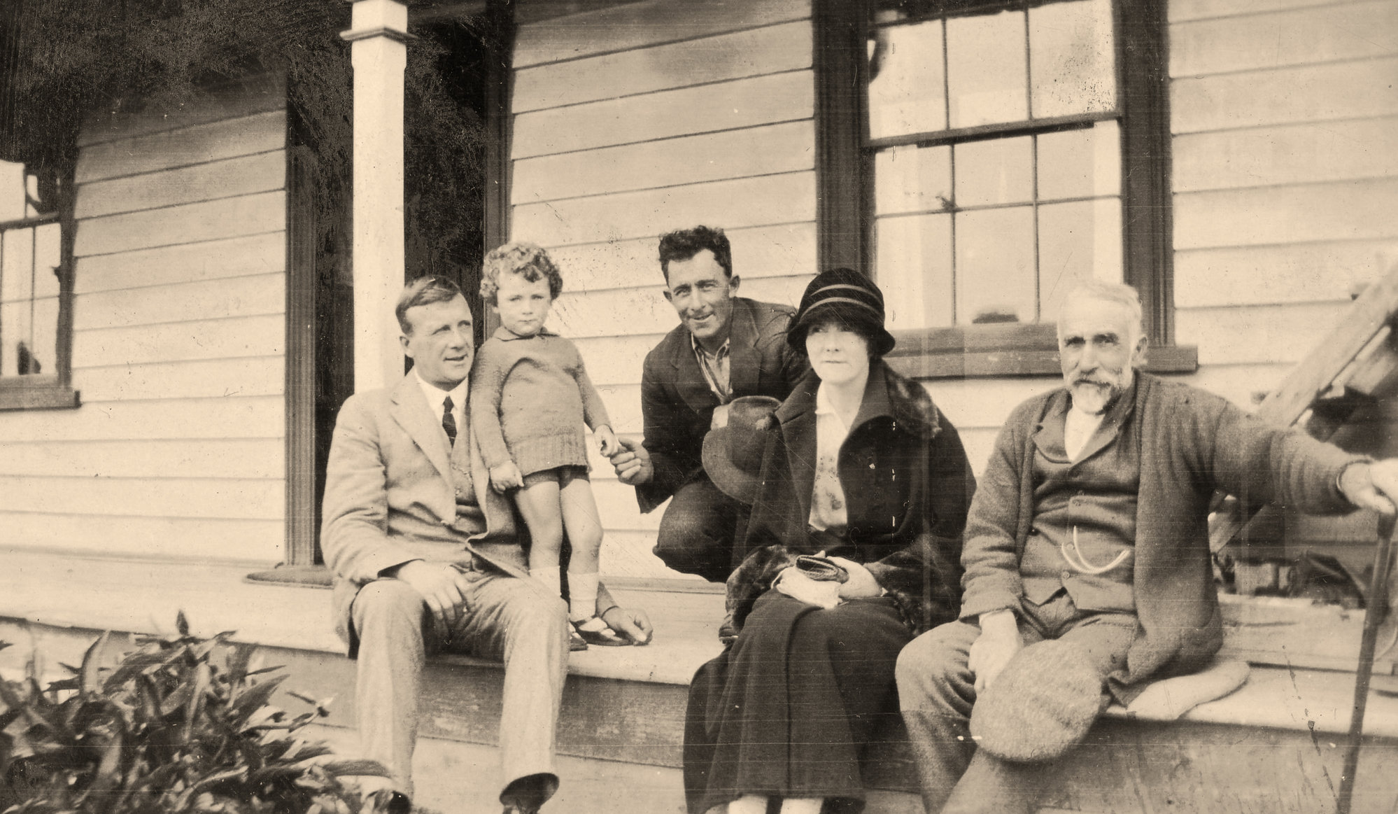 Campbell Family Photograph; Campbell and McKendry Family Members; ca 1920s