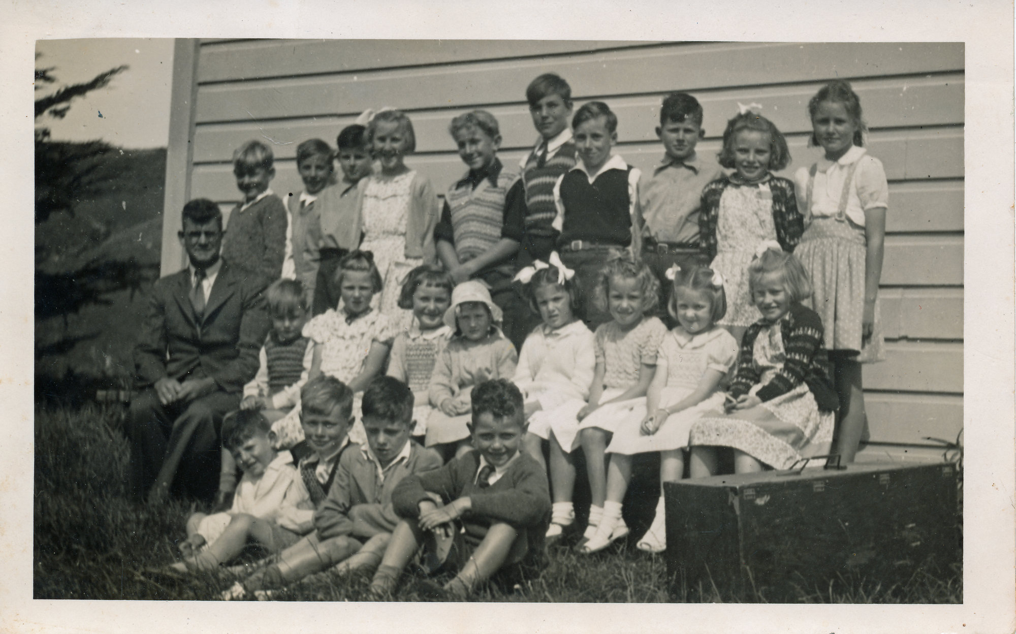 Whiteman's Valley School