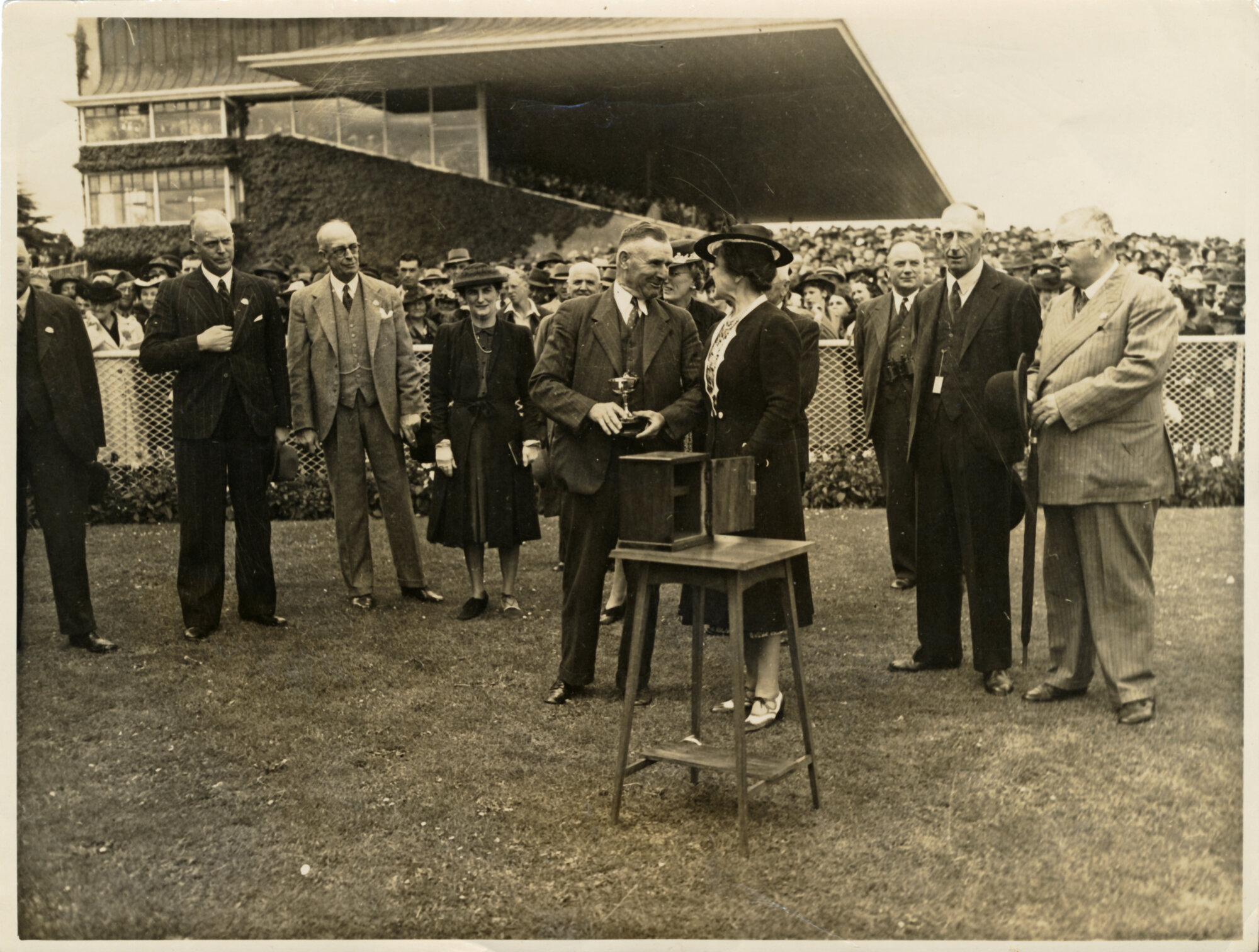 Presentation of Geange Gold Cup