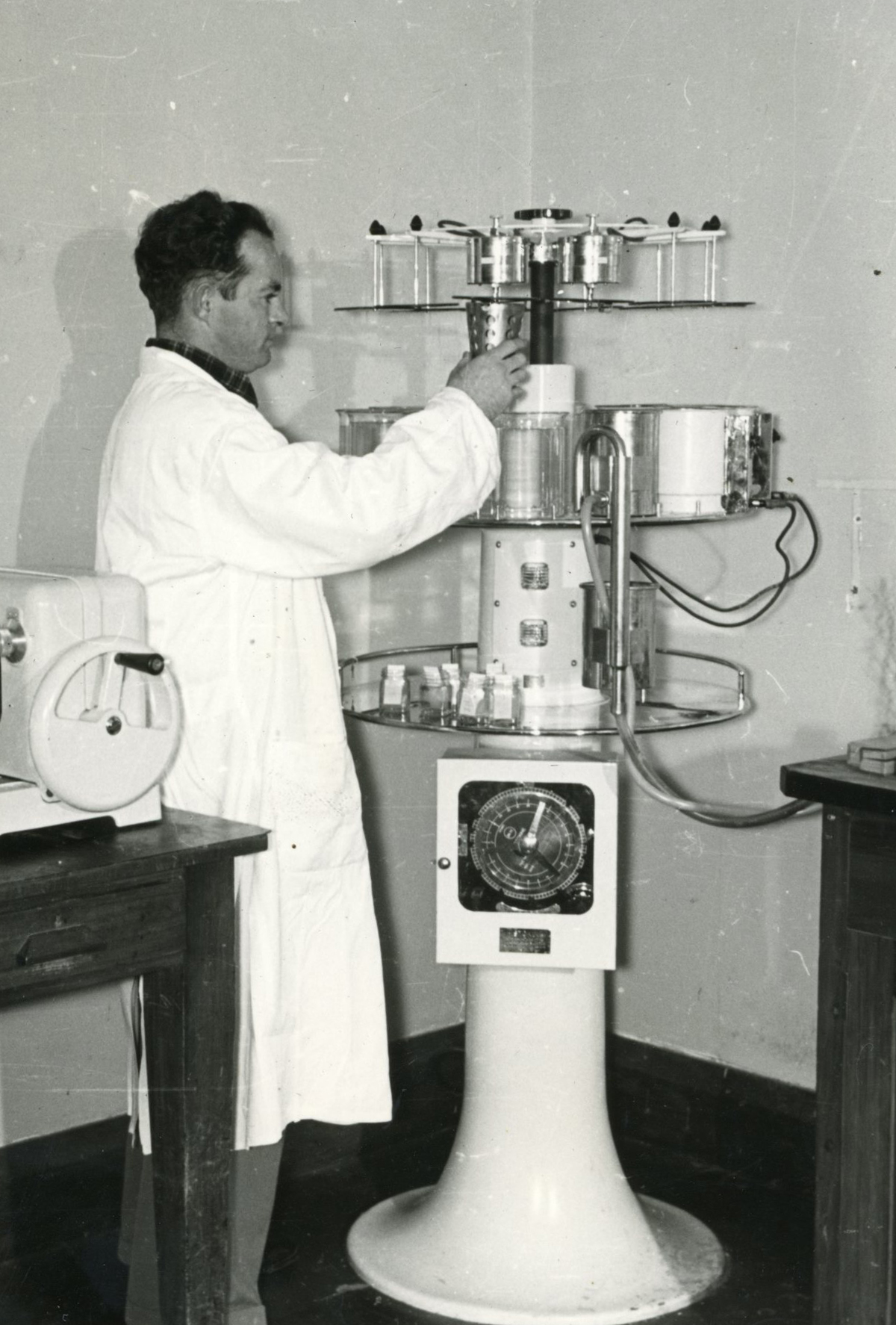 Wallaceville Animal Research Centre; Histology Lab; No date