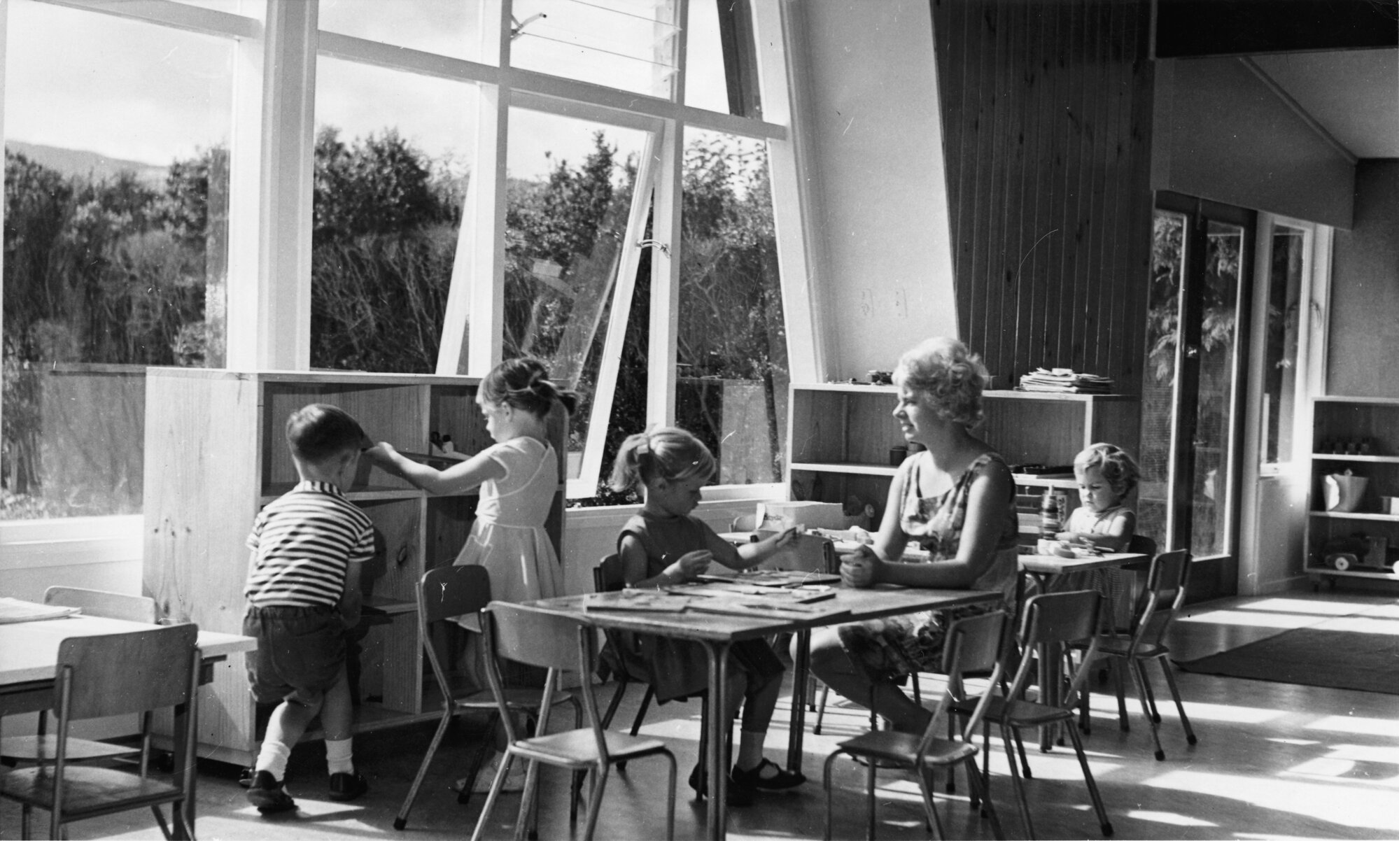Irmgard Ritchie kindergarten, 88A McLeod Street; children at work.