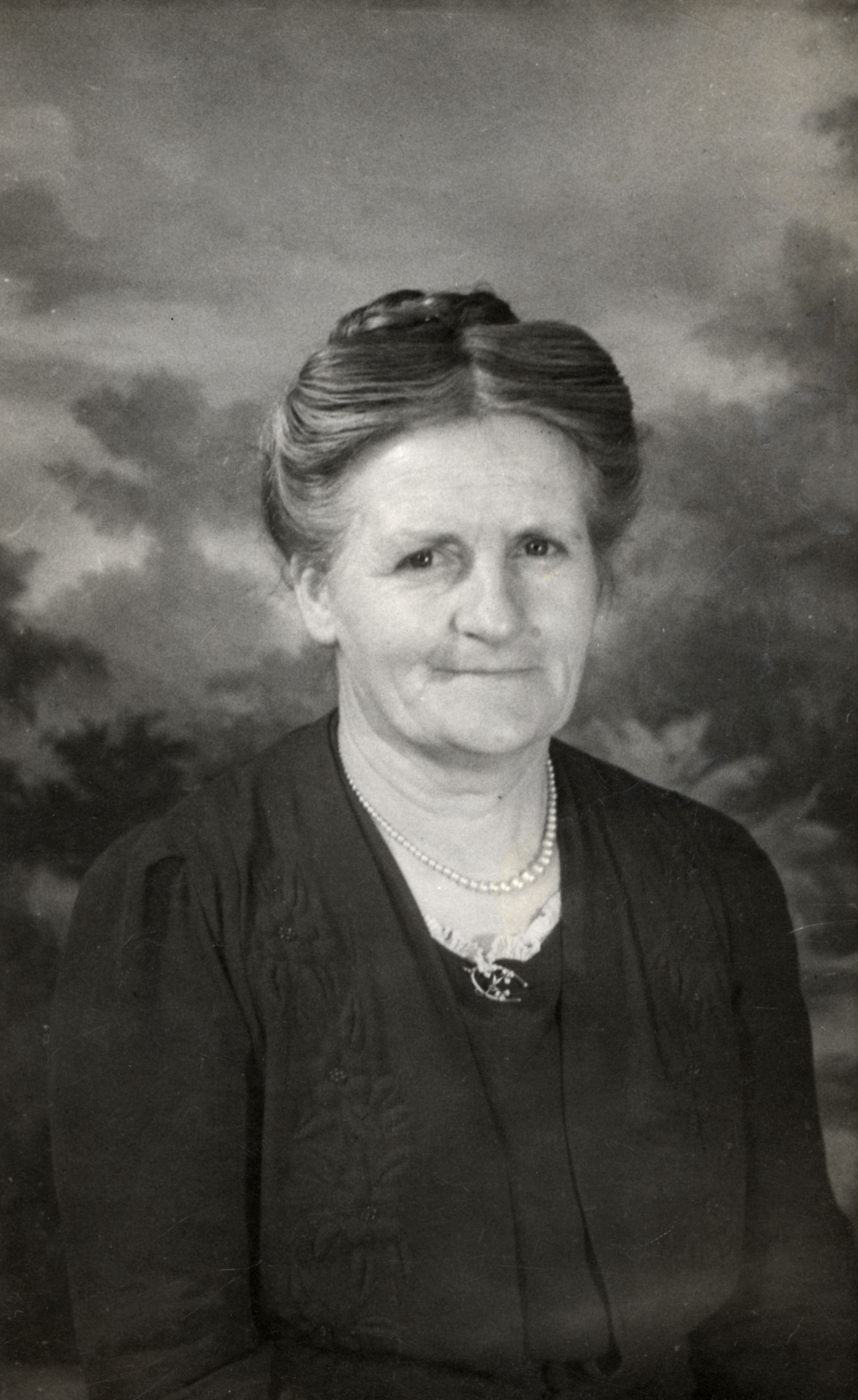 Flora McCurdy; No date