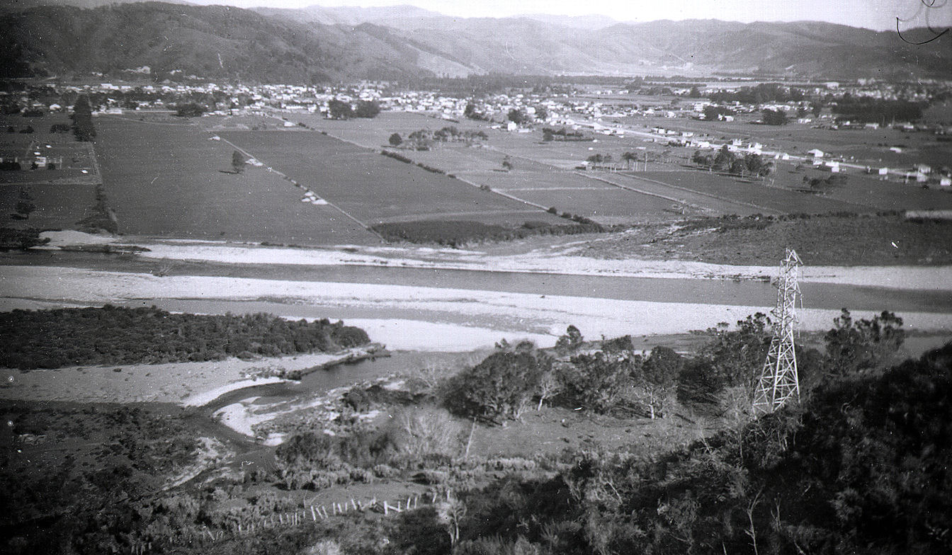 View of Upper Hutt from Bonnie Glen; No date