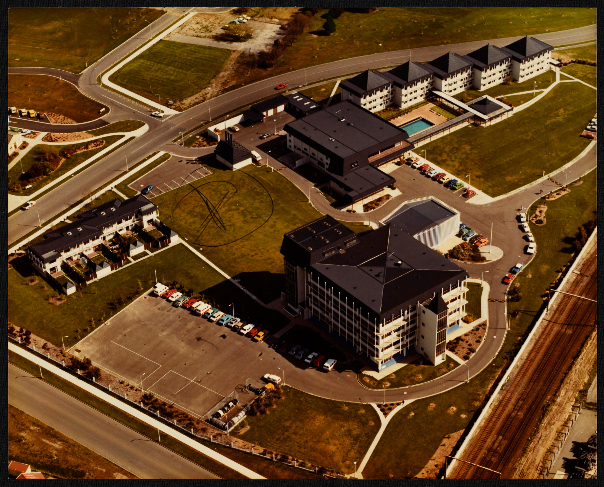 Telecom Staff Training Complex; 1988