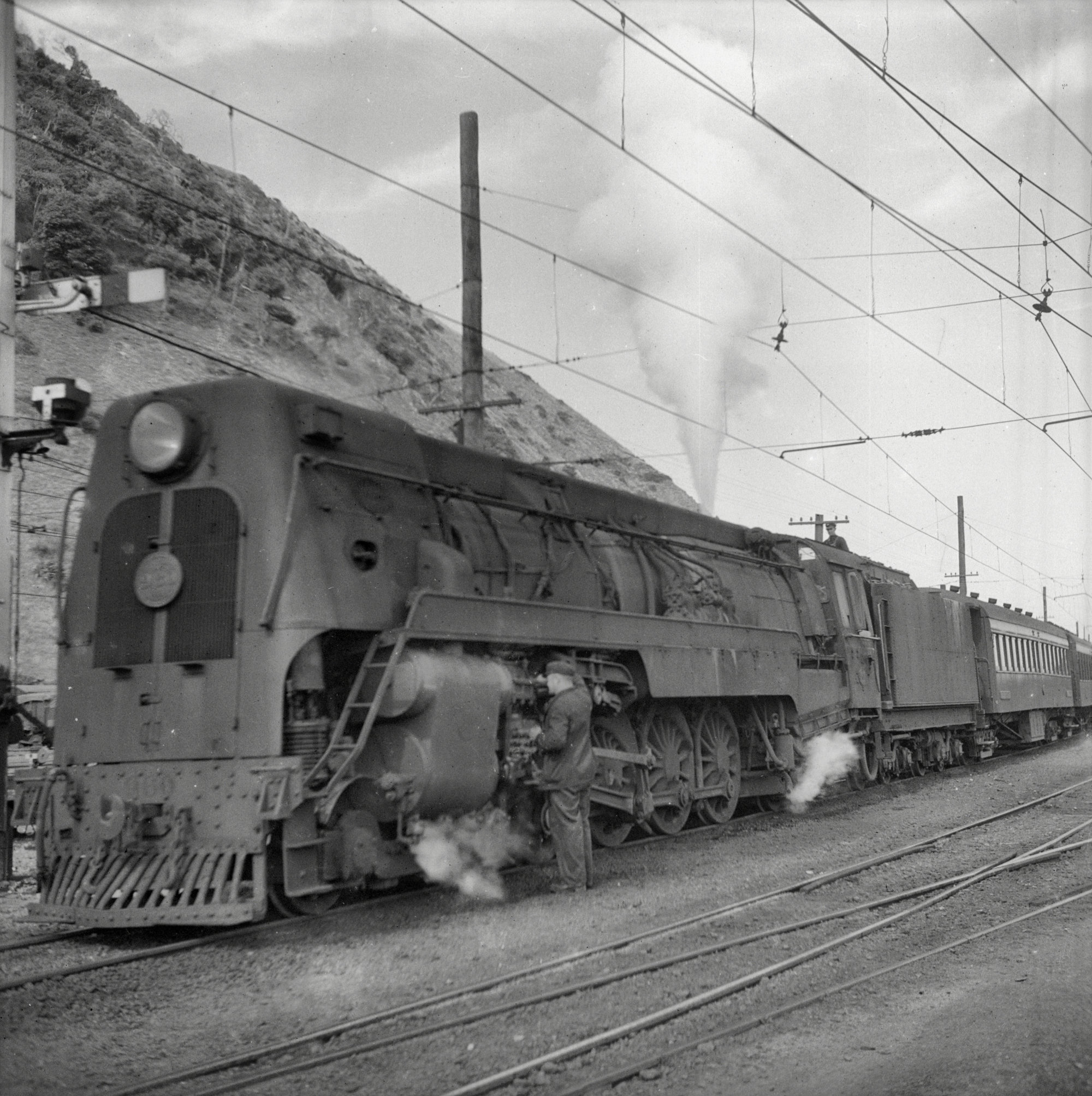 Ka-960 at Paekakariki; ca 1940