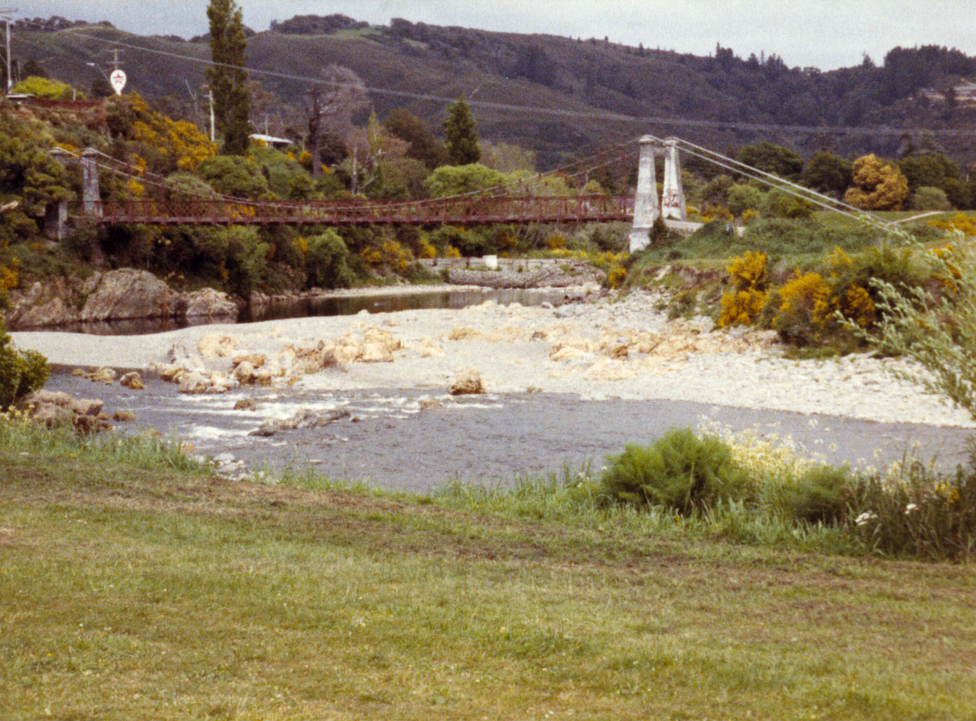 Maoribank Bridge;ca 1988