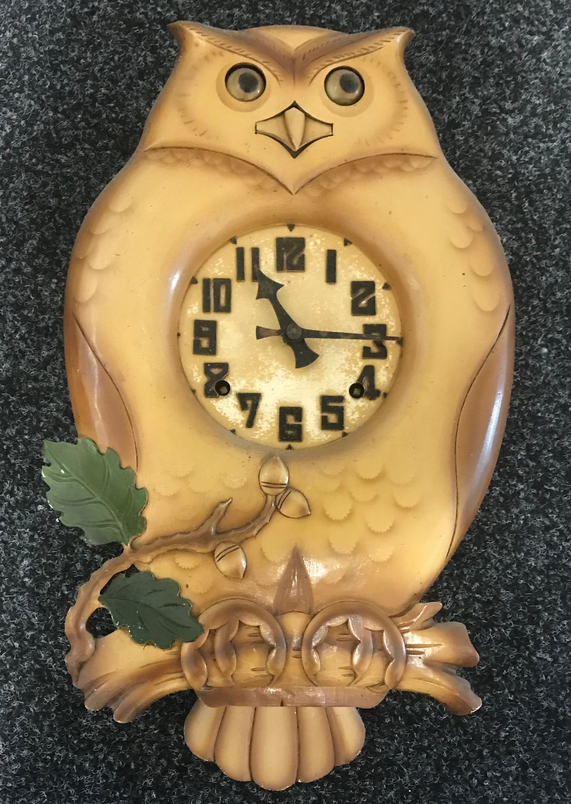 Brown Owl Tea Room Clock