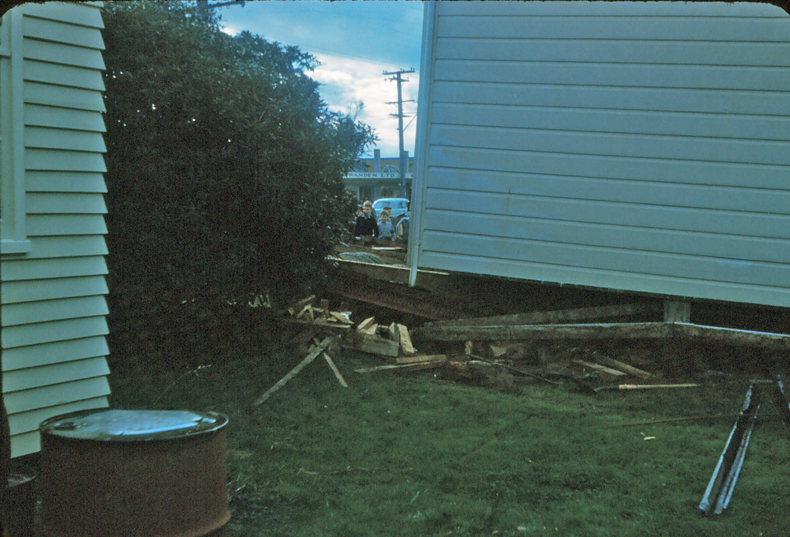 House removal; Main Street, opposite St Joseph's Church; 1956