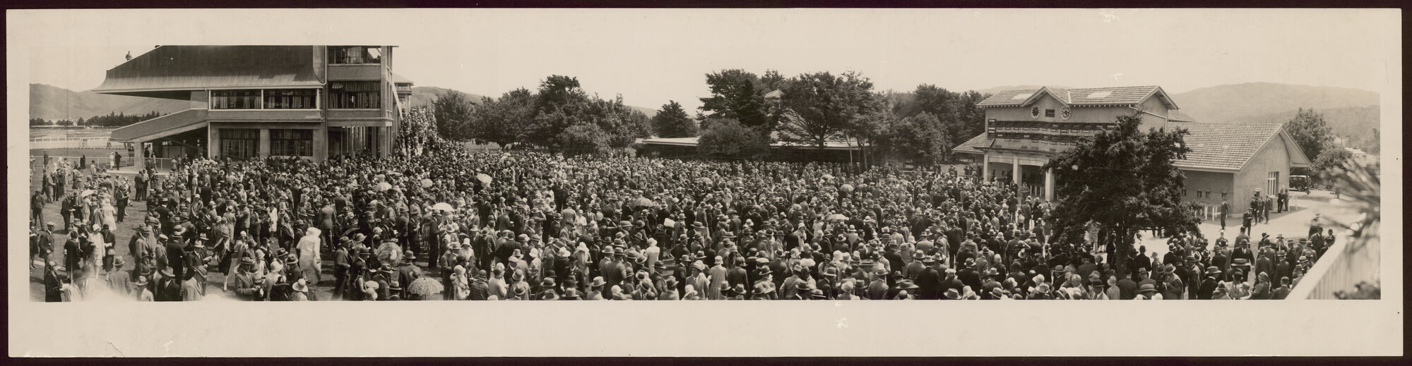 Trentham Racecourse; Summer; 1931