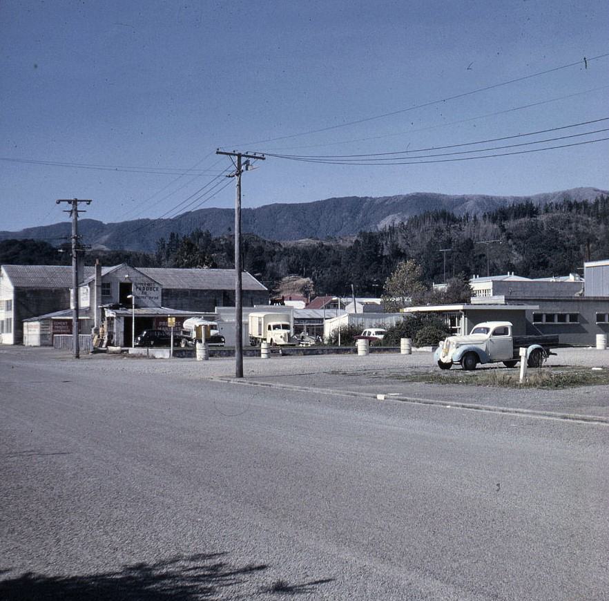 Queen Street with Hazelwoods Bakehouse Building; ca. 1960s
