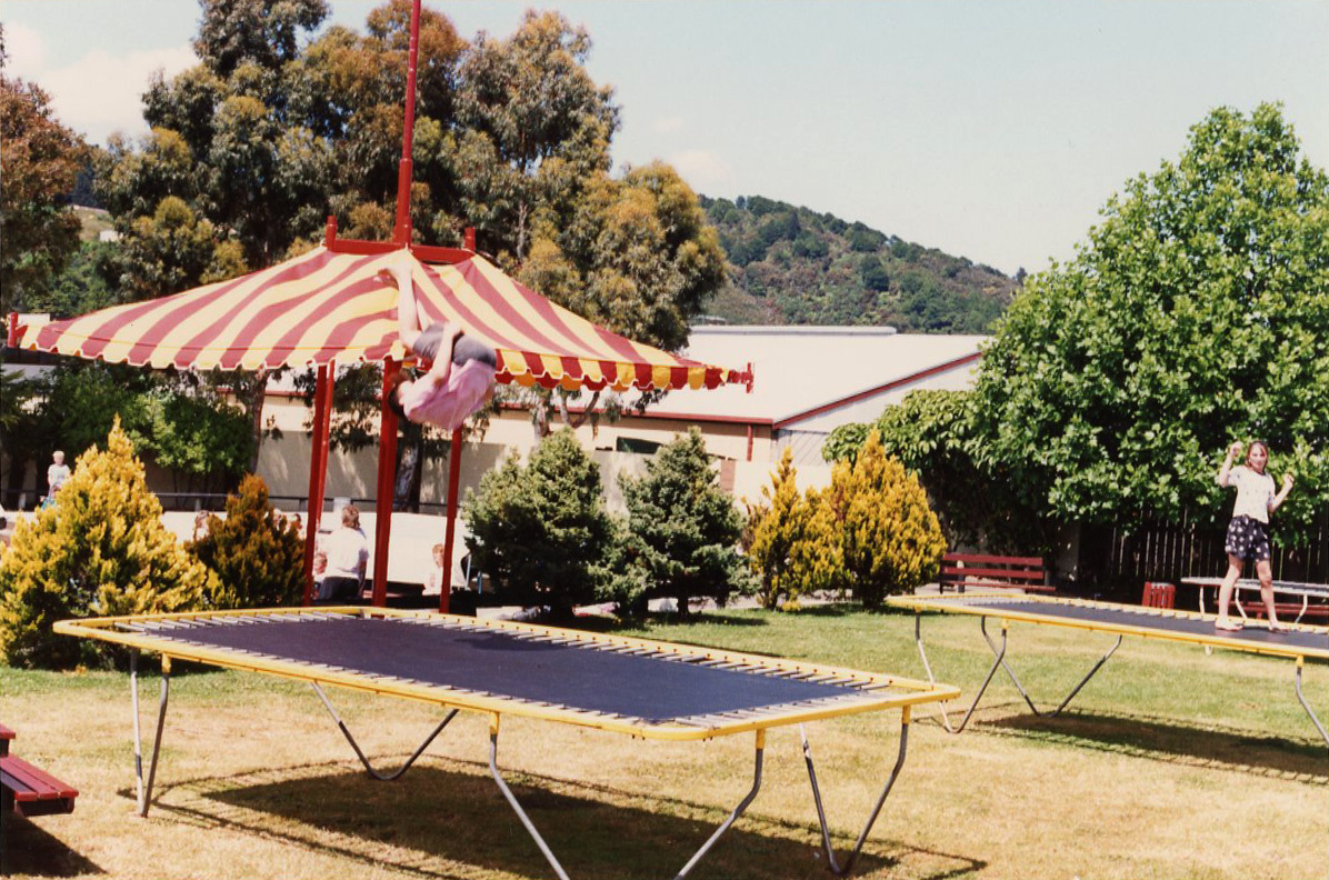 Maidstone Pool; 1989