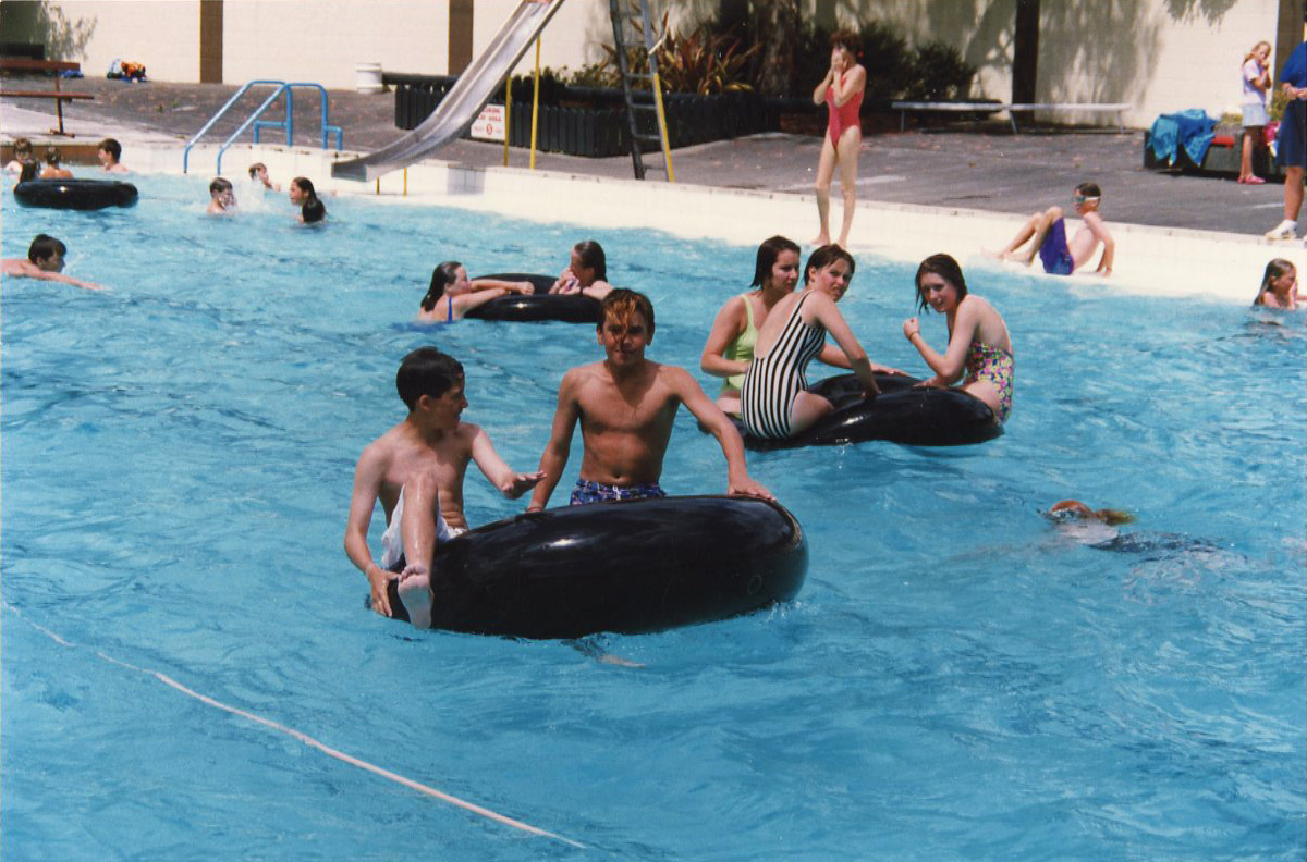 Maidstone Pool; 1989