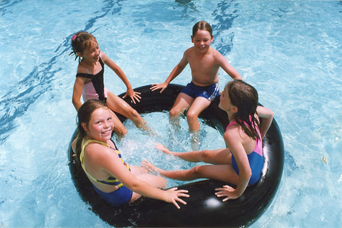 Maidstone Pool; 1989