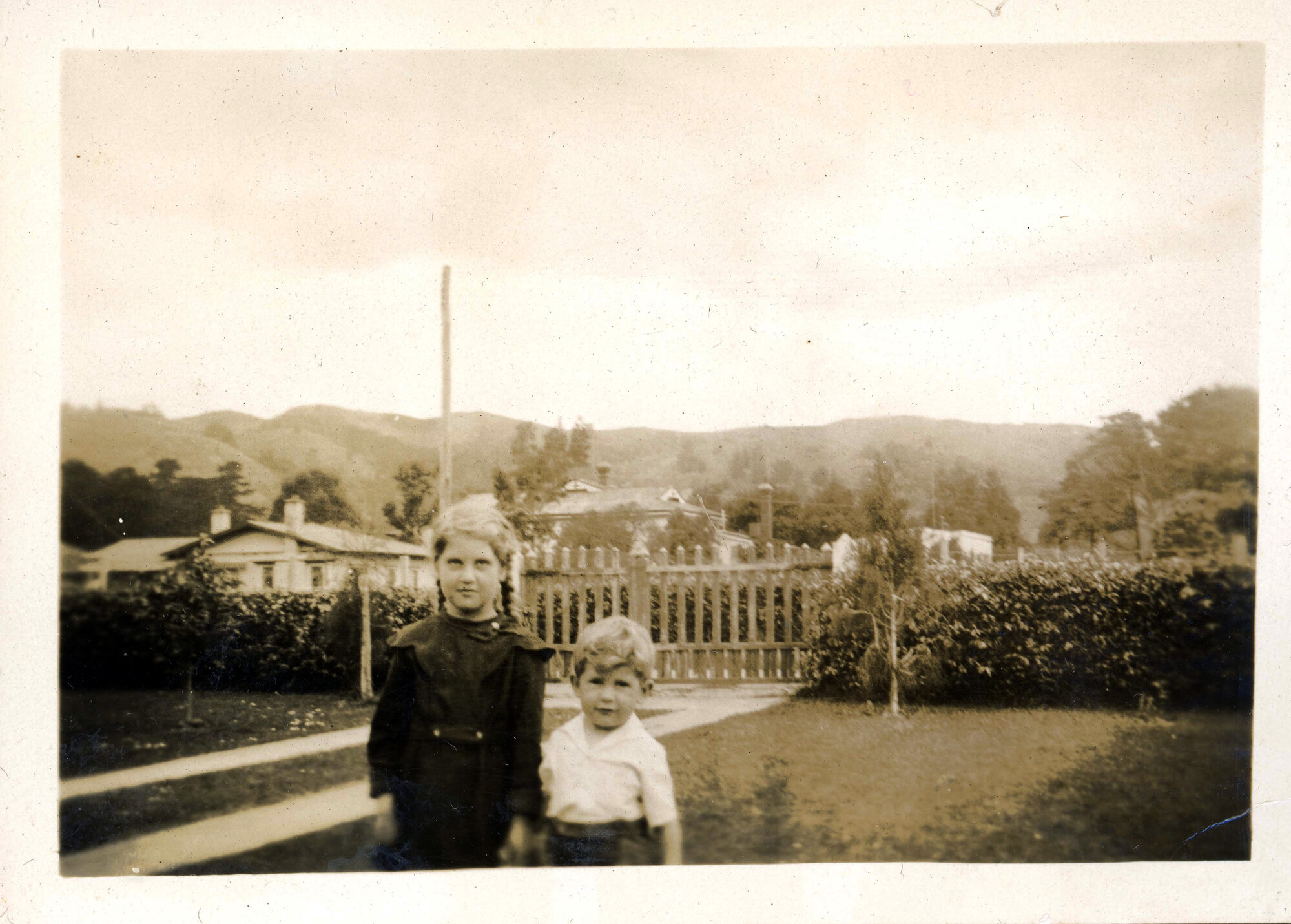 Sharman Marsh Family Photo Album; Eda and Bennett Poulson; ca. 1935