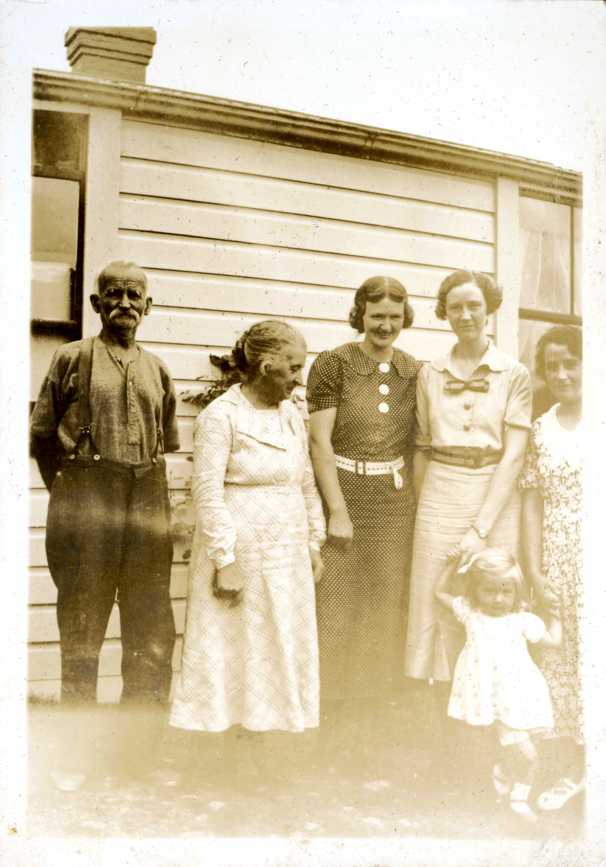 Sharman Marsh Family Photo Album; Poulson Family Photo; ca. 1932