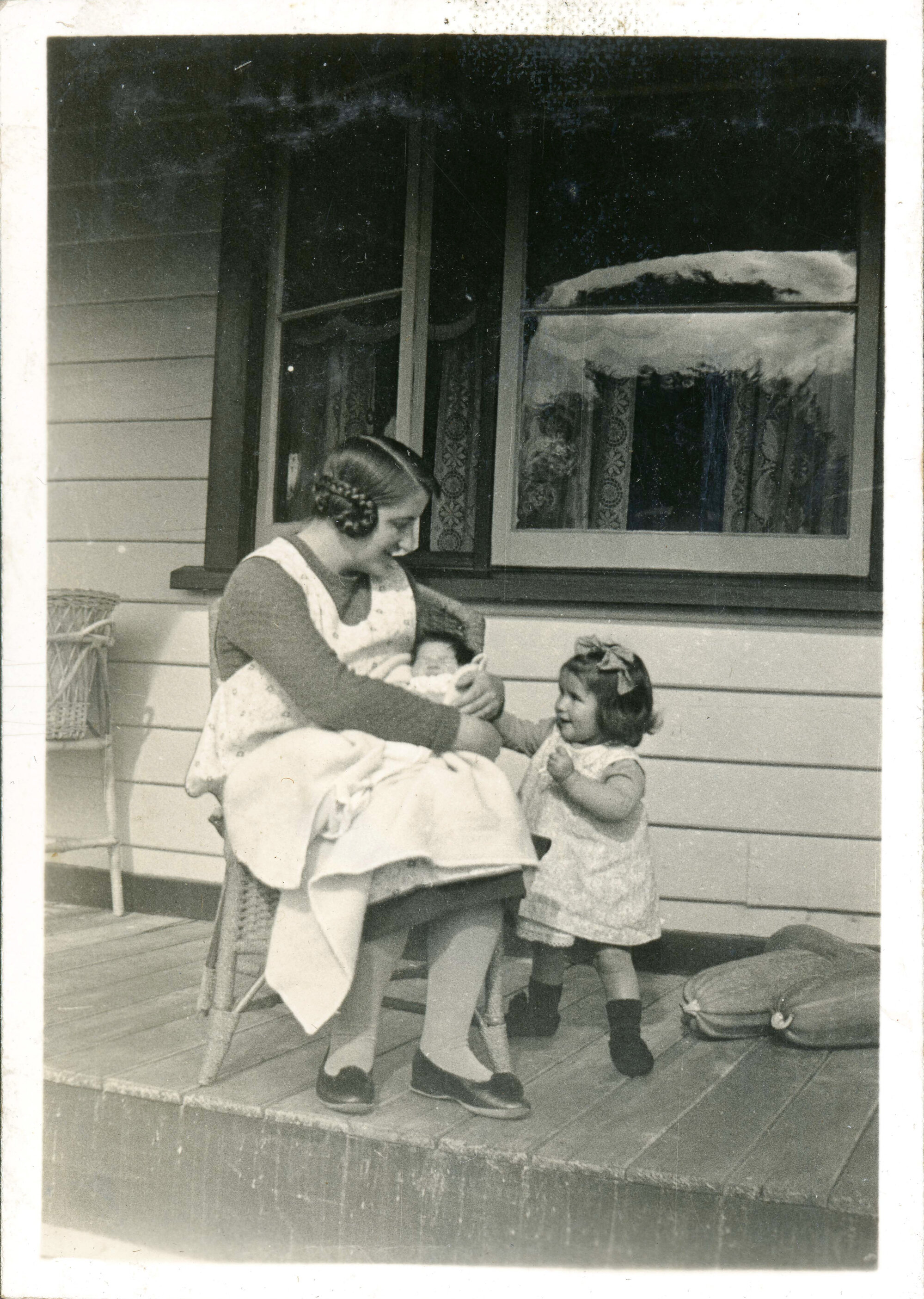 Sharman Marsh Family Photo Album; Laura, Janice and Lynda Whiteman; 1937