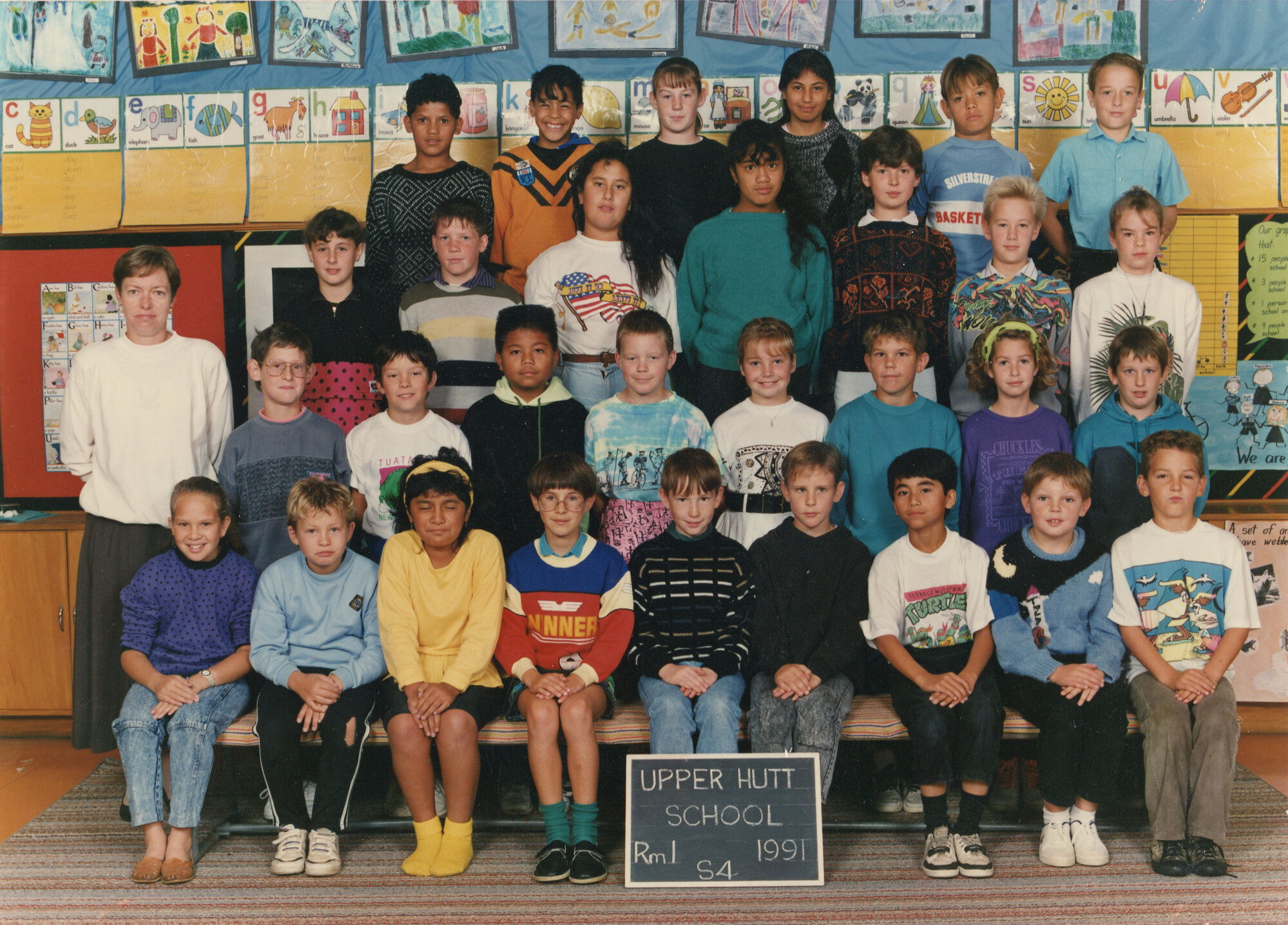 Upper Hutt School; Class photo Rm 1; 1991