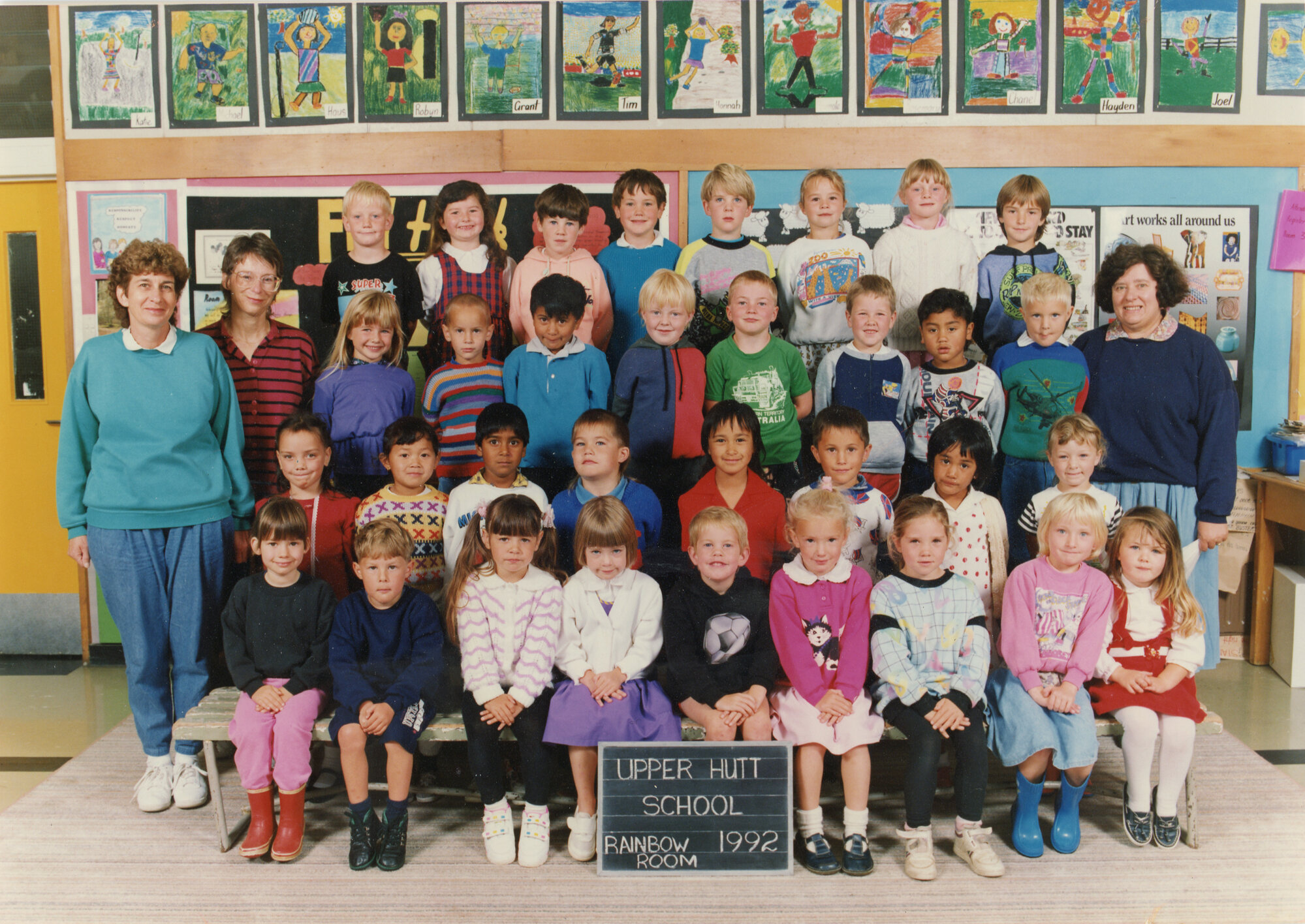 Upper Hutt School; Class photo Rainbow Room; 1992