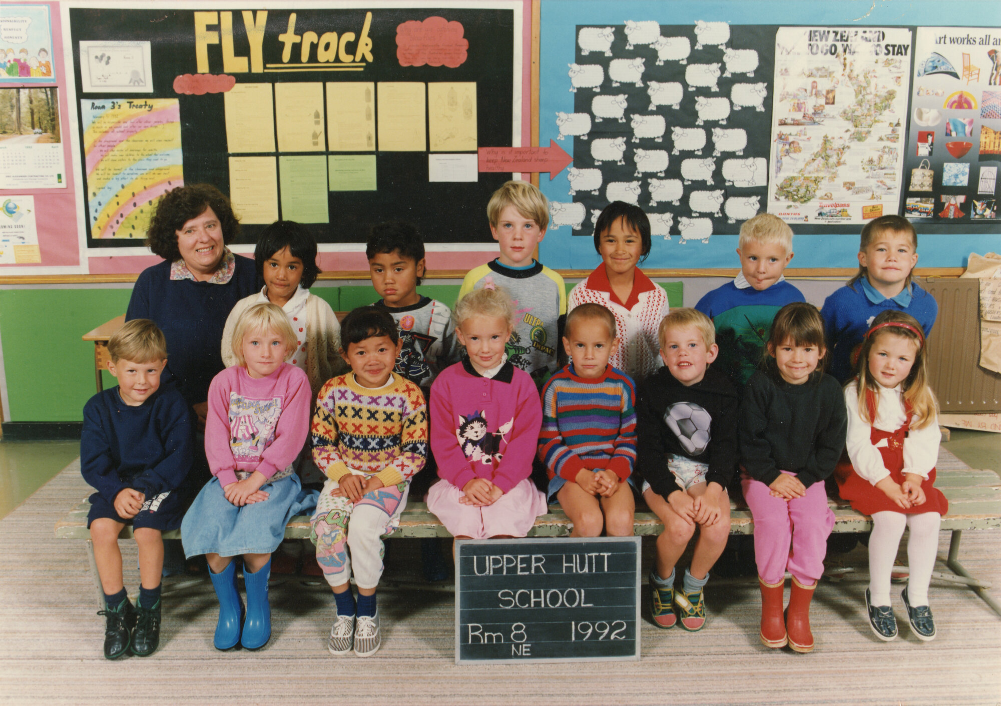 Upper Hutt School; Class photo Rm 8; 1992