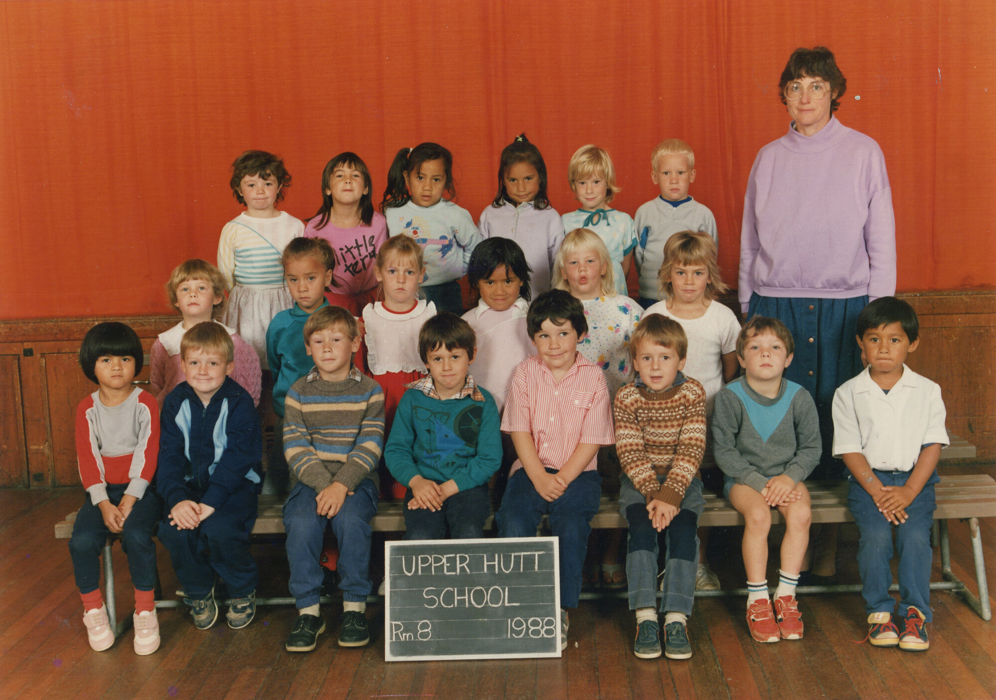 Upper Hutt School; Class photo Rm 8; 1988