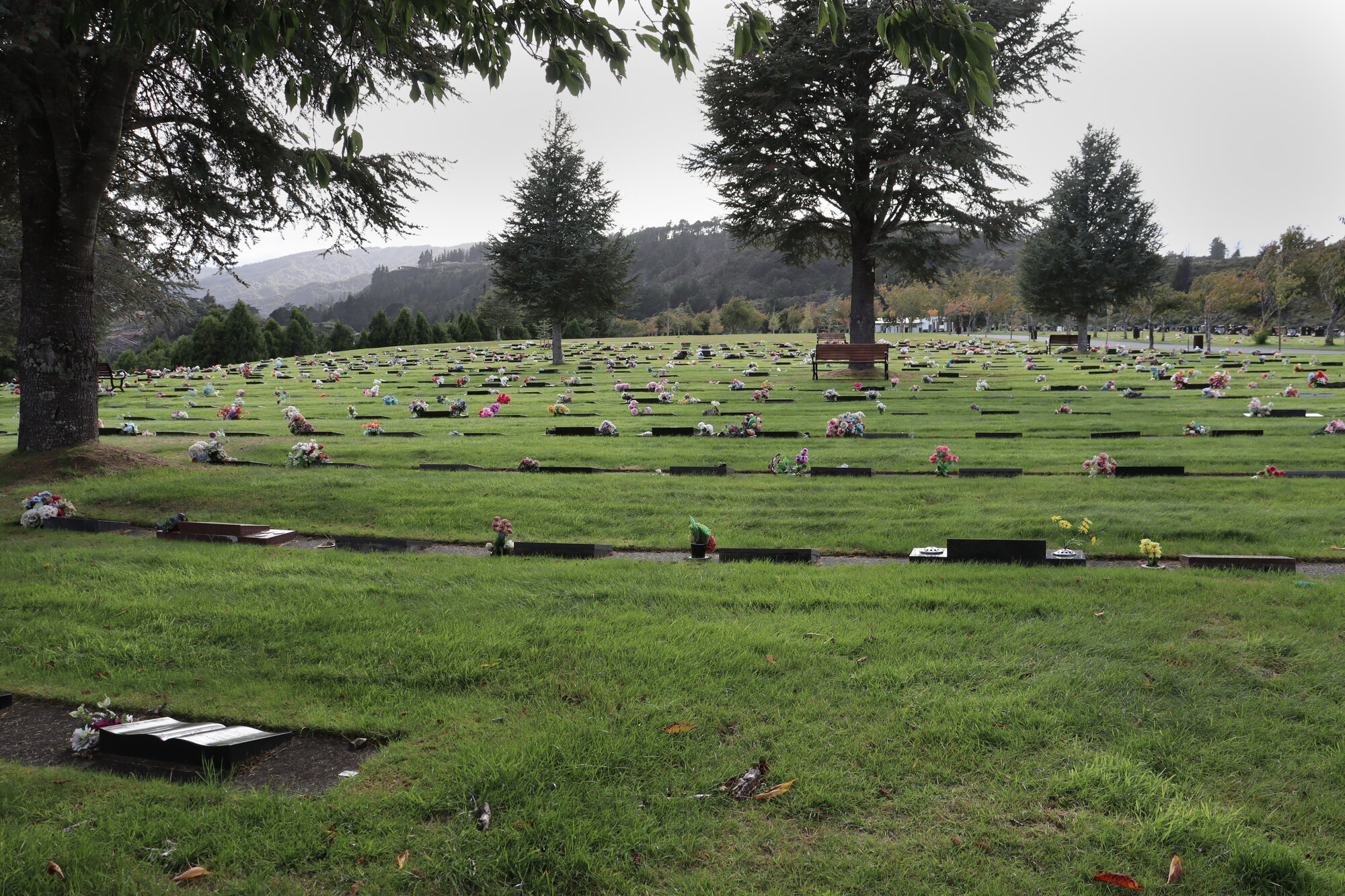 Akatārawa Cemetery