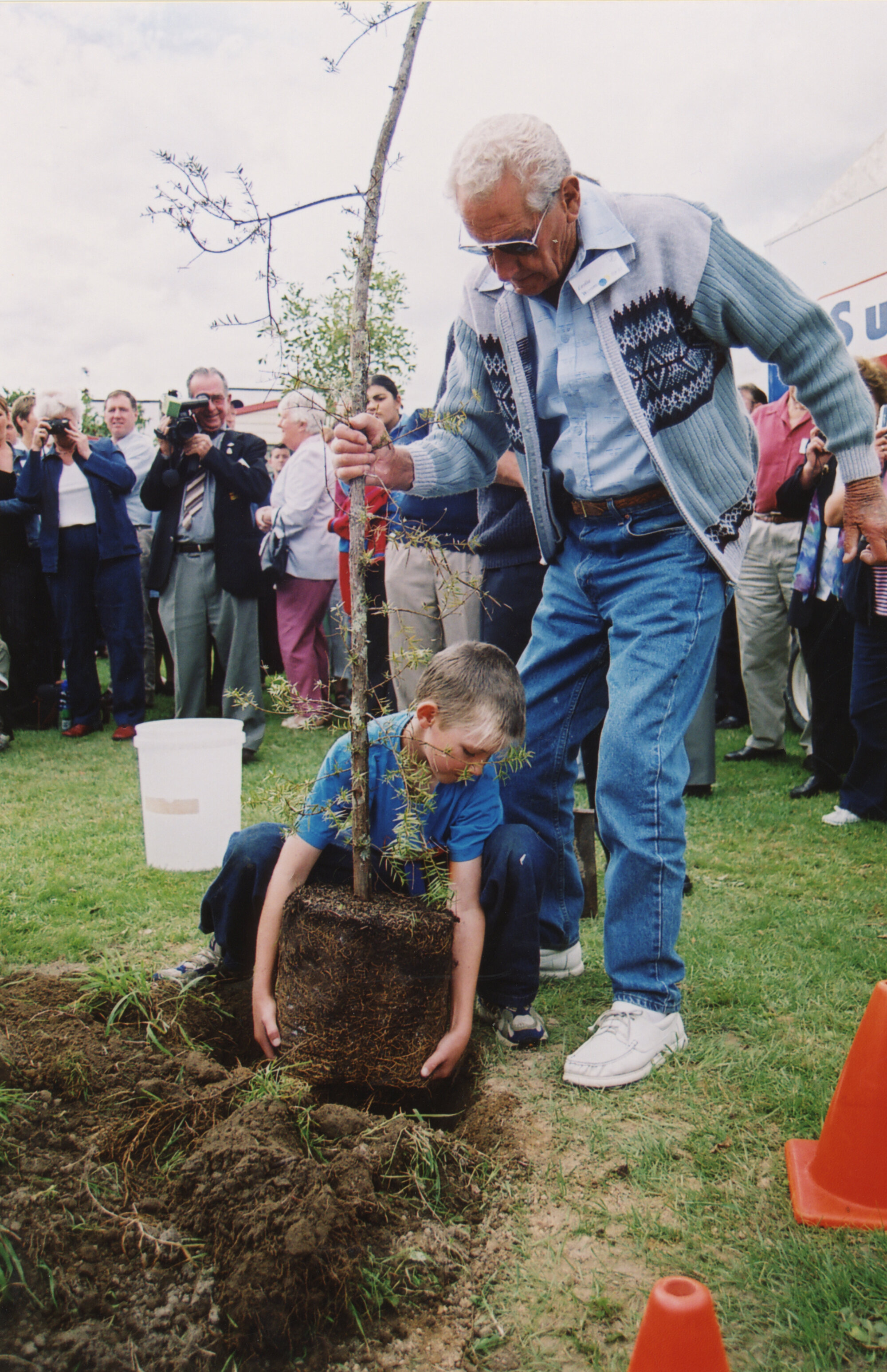 Trentham School 75th Reunion; Planting Trees; 2004