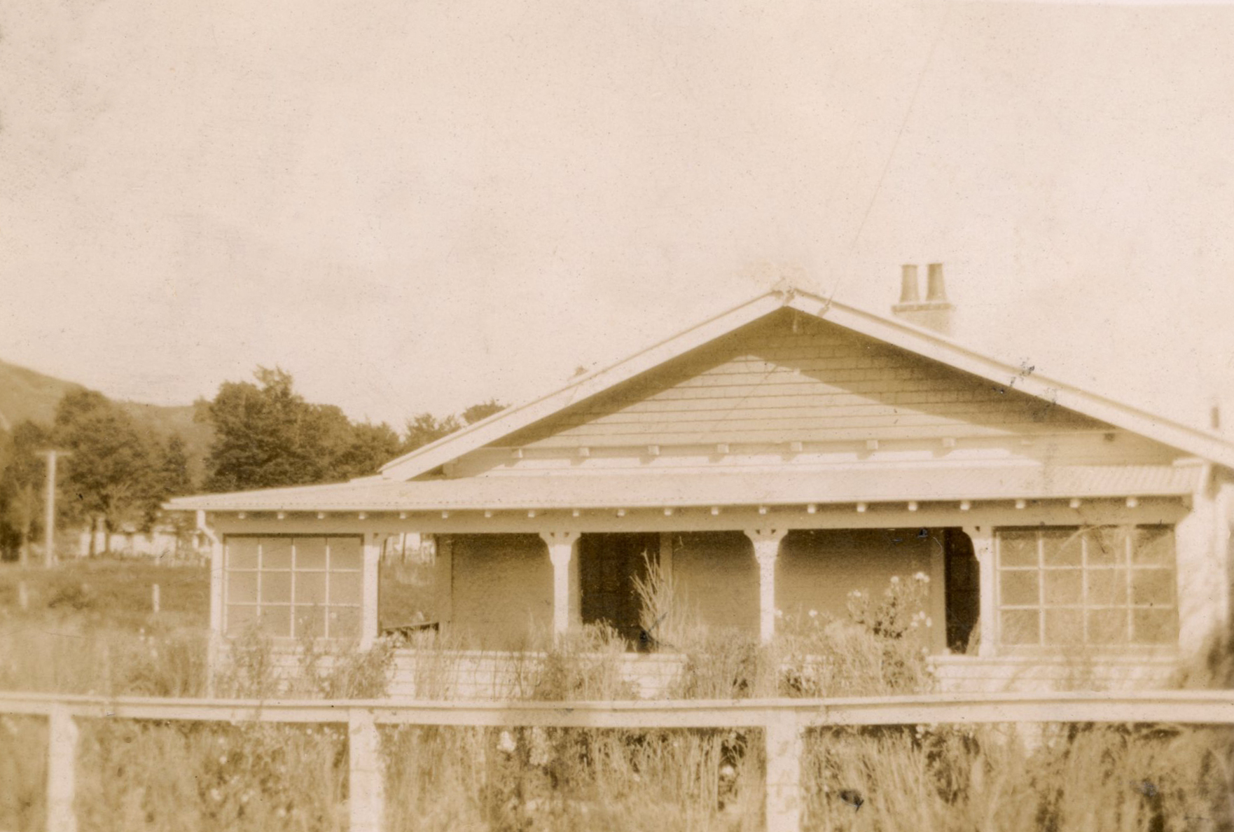 Home of Mr and Mrs C.J. Sheil