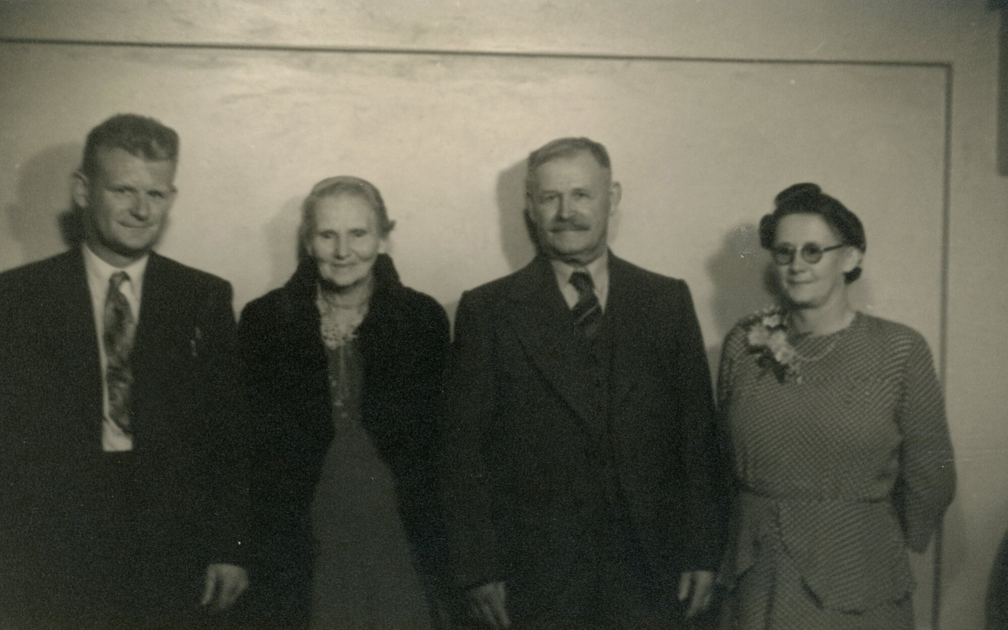 Members of the Benge Family; no date