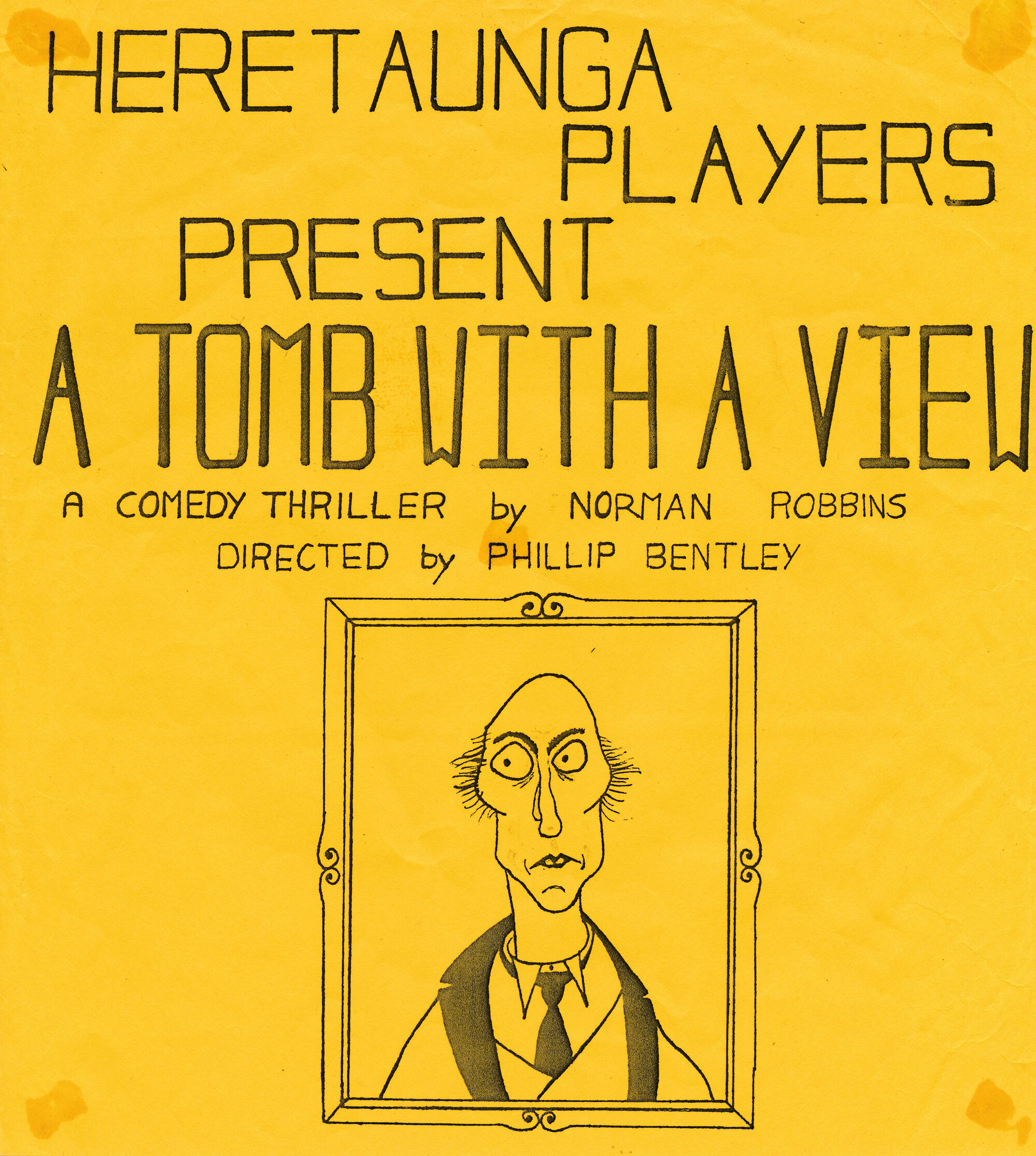 Heretaunga Players; A Tomb With a View