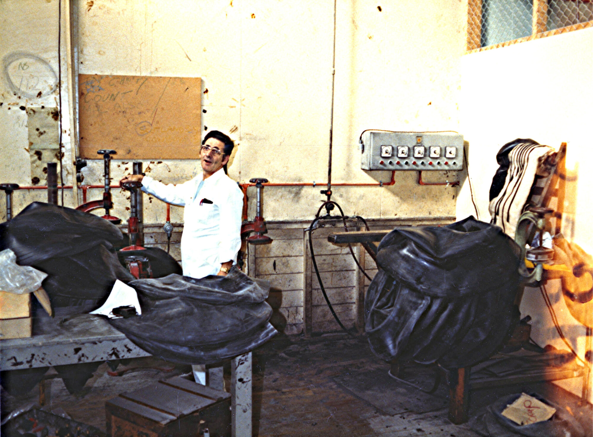 Dunlop (NZ) Ltd; Tube Section Rebuild; ca. 1984