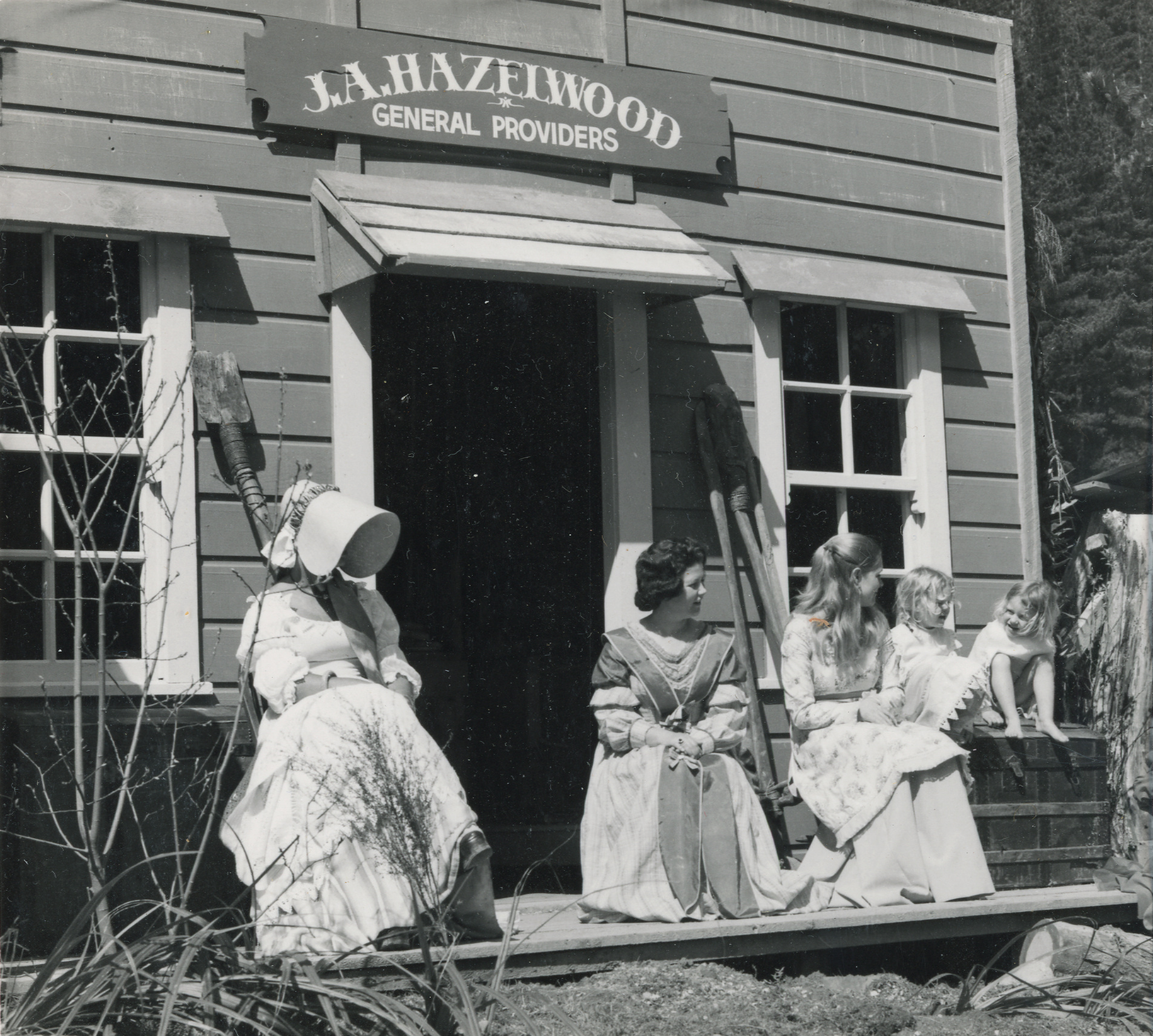 Colin Gibbs Photograph Album; Staglands; 1978