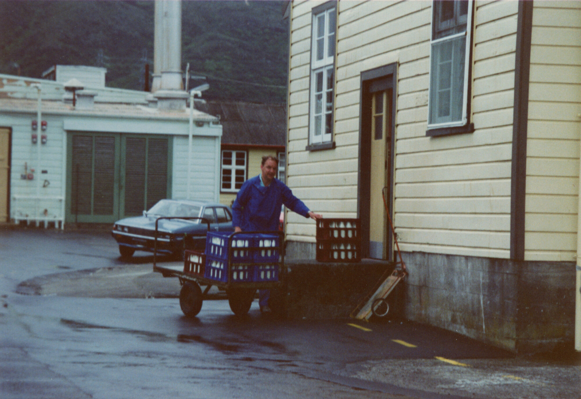 Silverstream Hospital; Milk Delivery; 1988