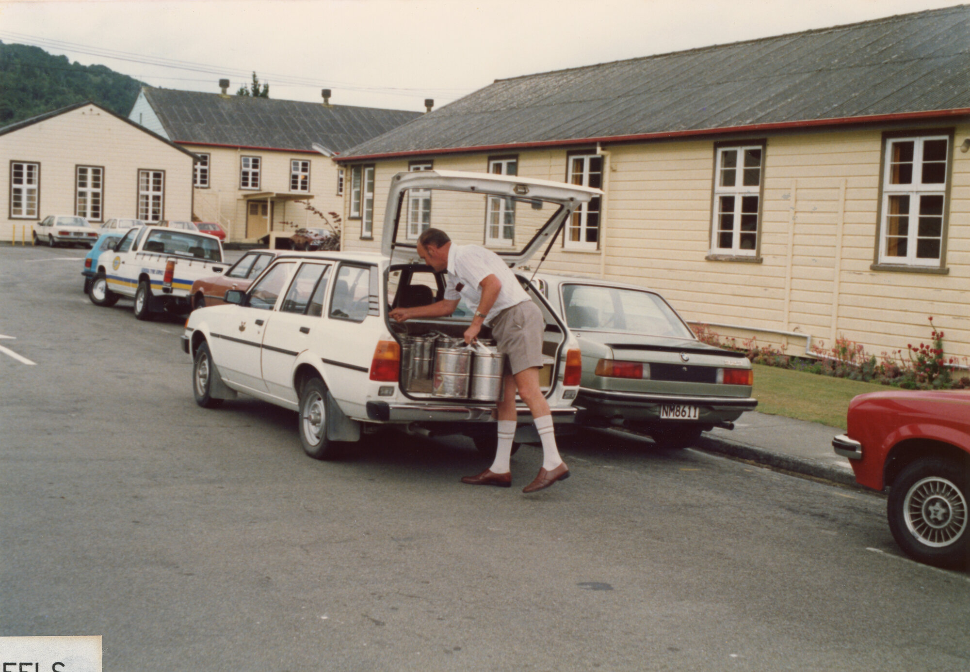 Silverstream Hospital; Meals on Wheels Delivery; 1988