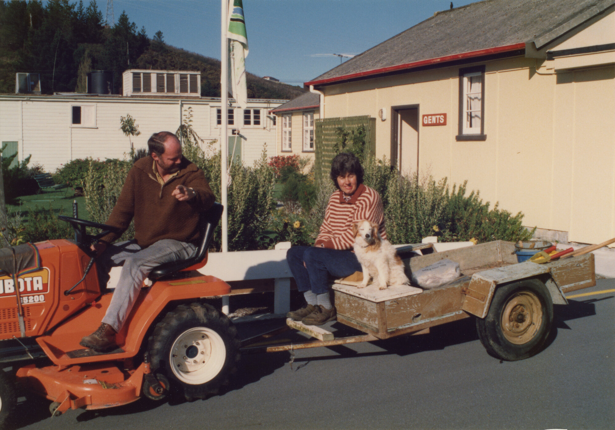 Silverstream Hospital; Gardeners; ca. 1989