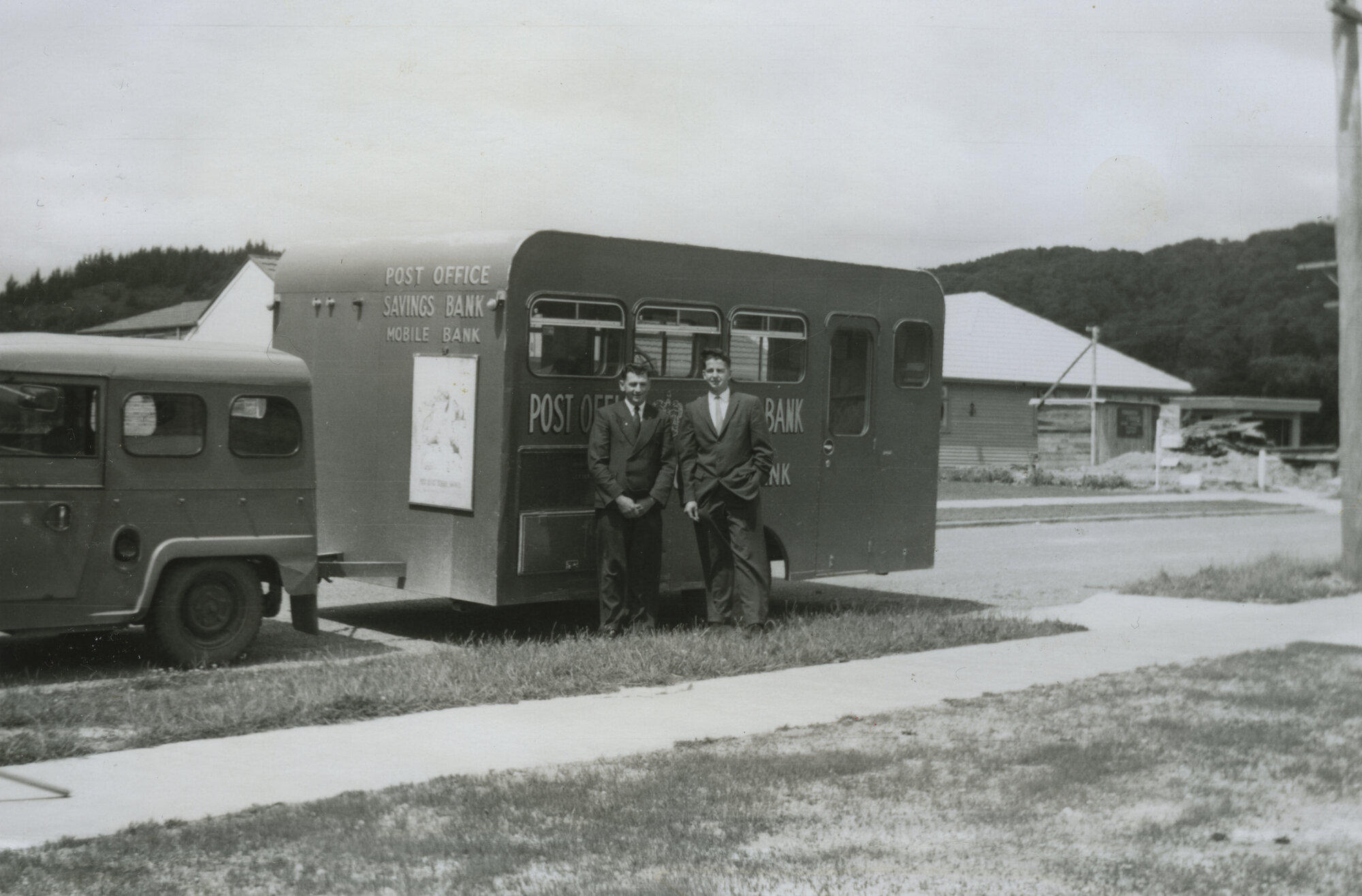Mobile Post Office Savings Bank, Silverstream.