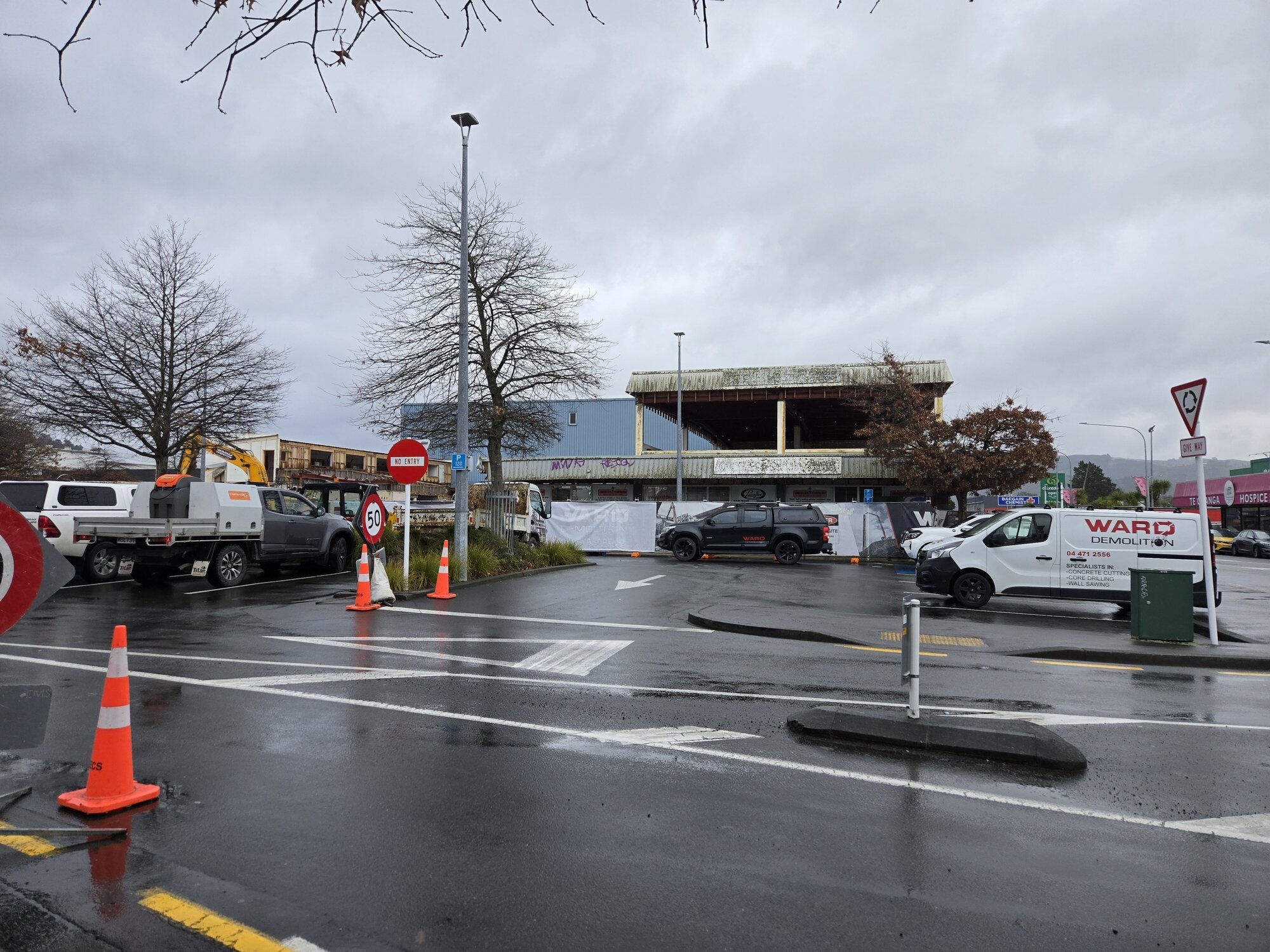 72-74 Queen Street Demolition; August 2025