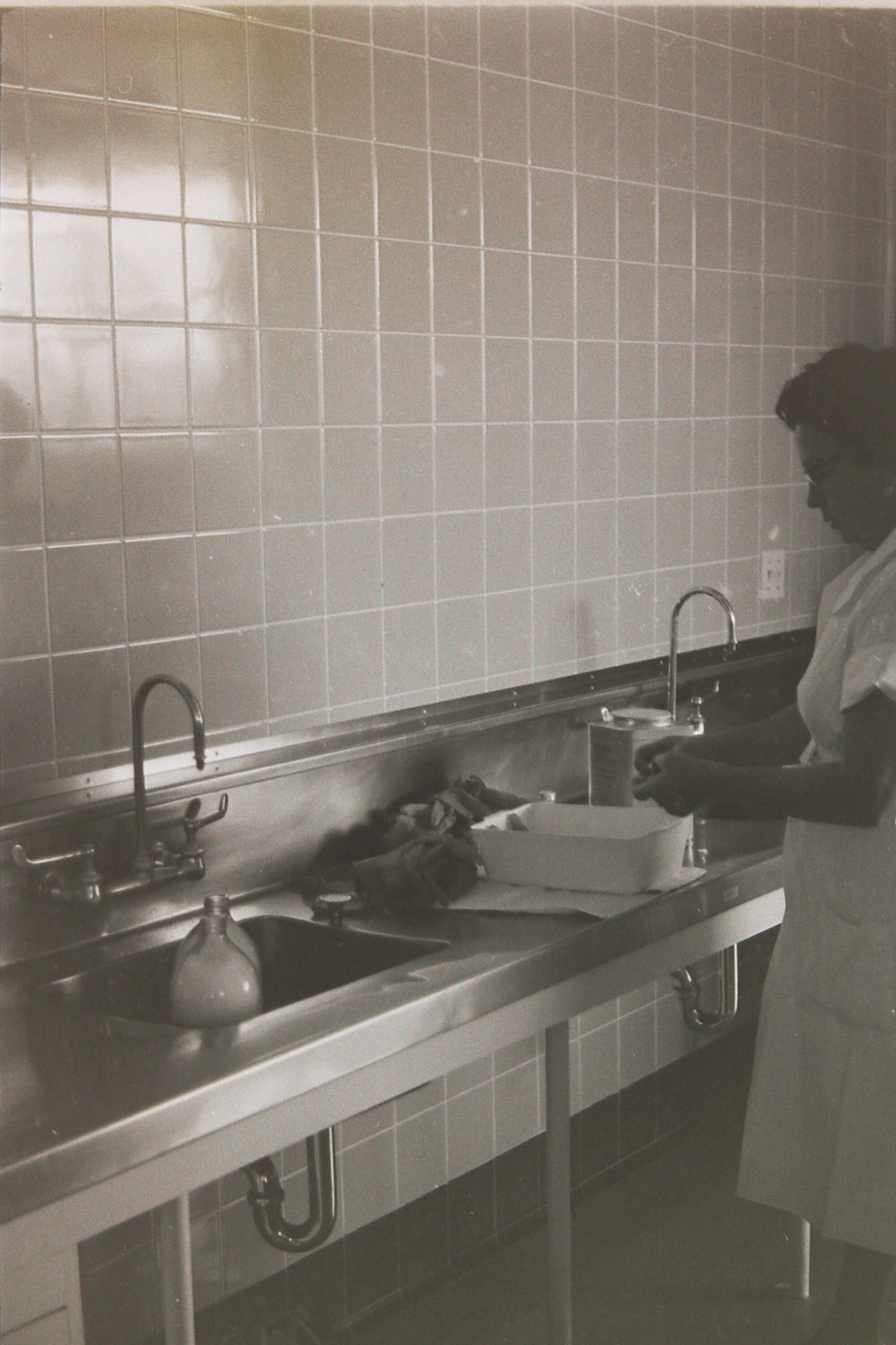 Tasman Vaccine Laboratory; Sink Area; ca. 1968