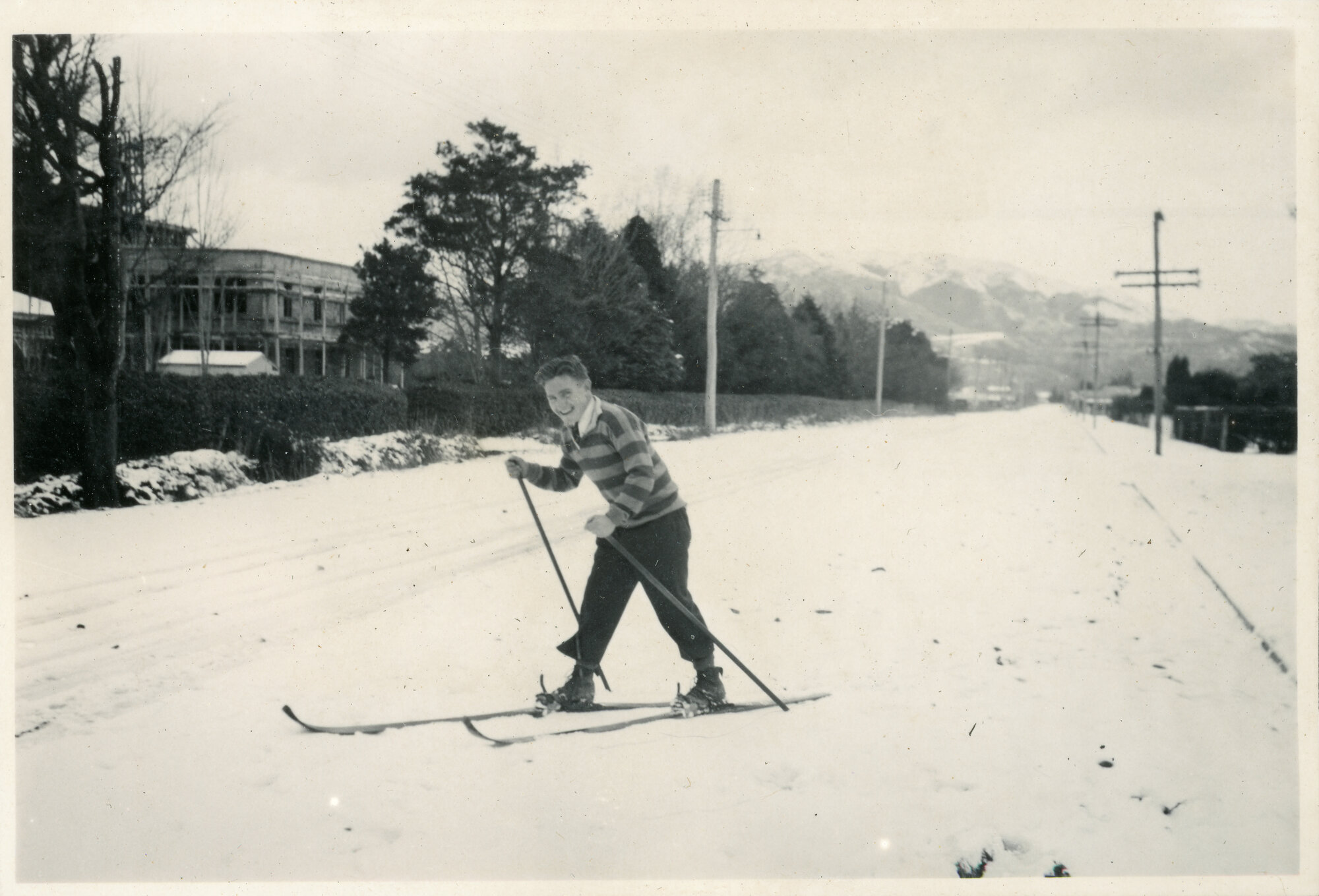 Wallaceville Animal Research Centre; Skiing; 1939