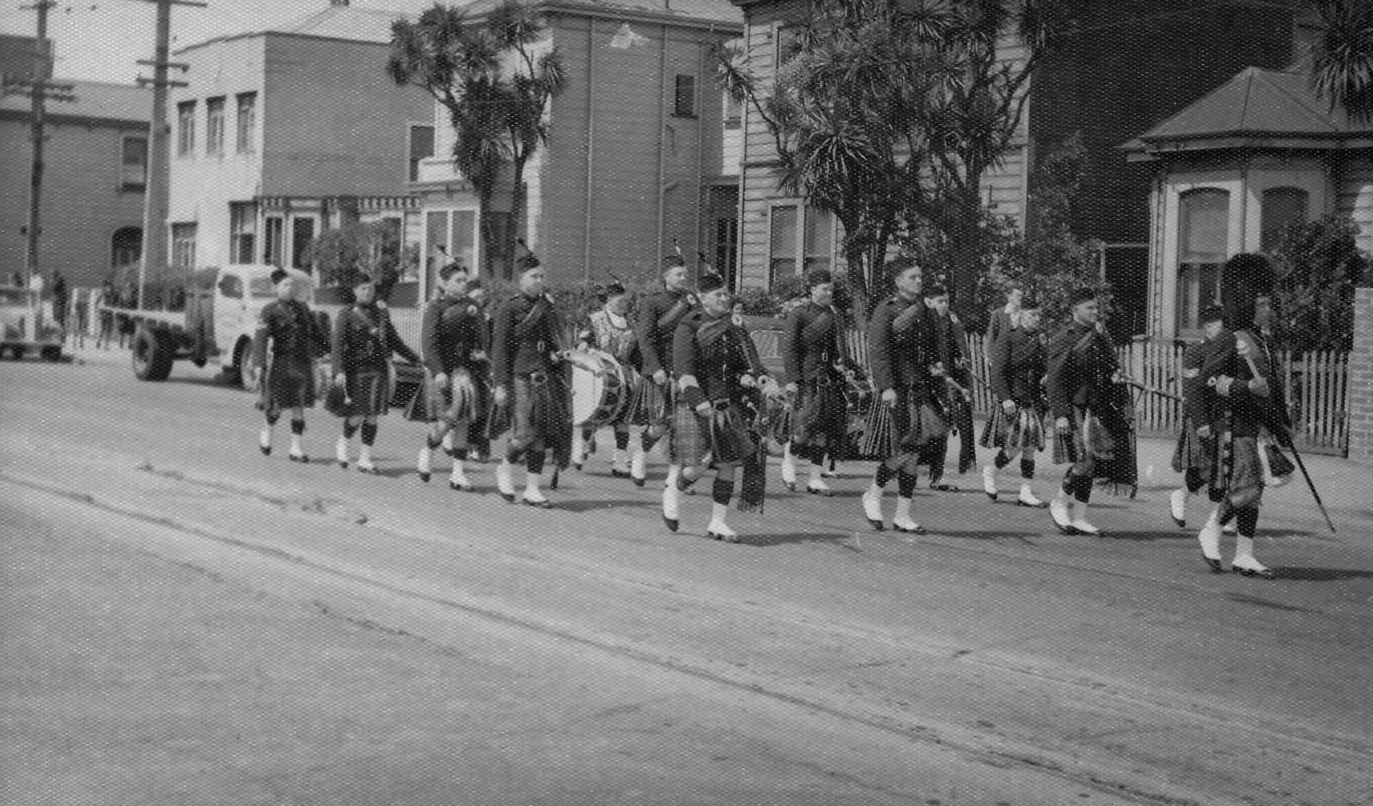 Upper Hutt Pipe Band; Wellington Parade; ca. 1948